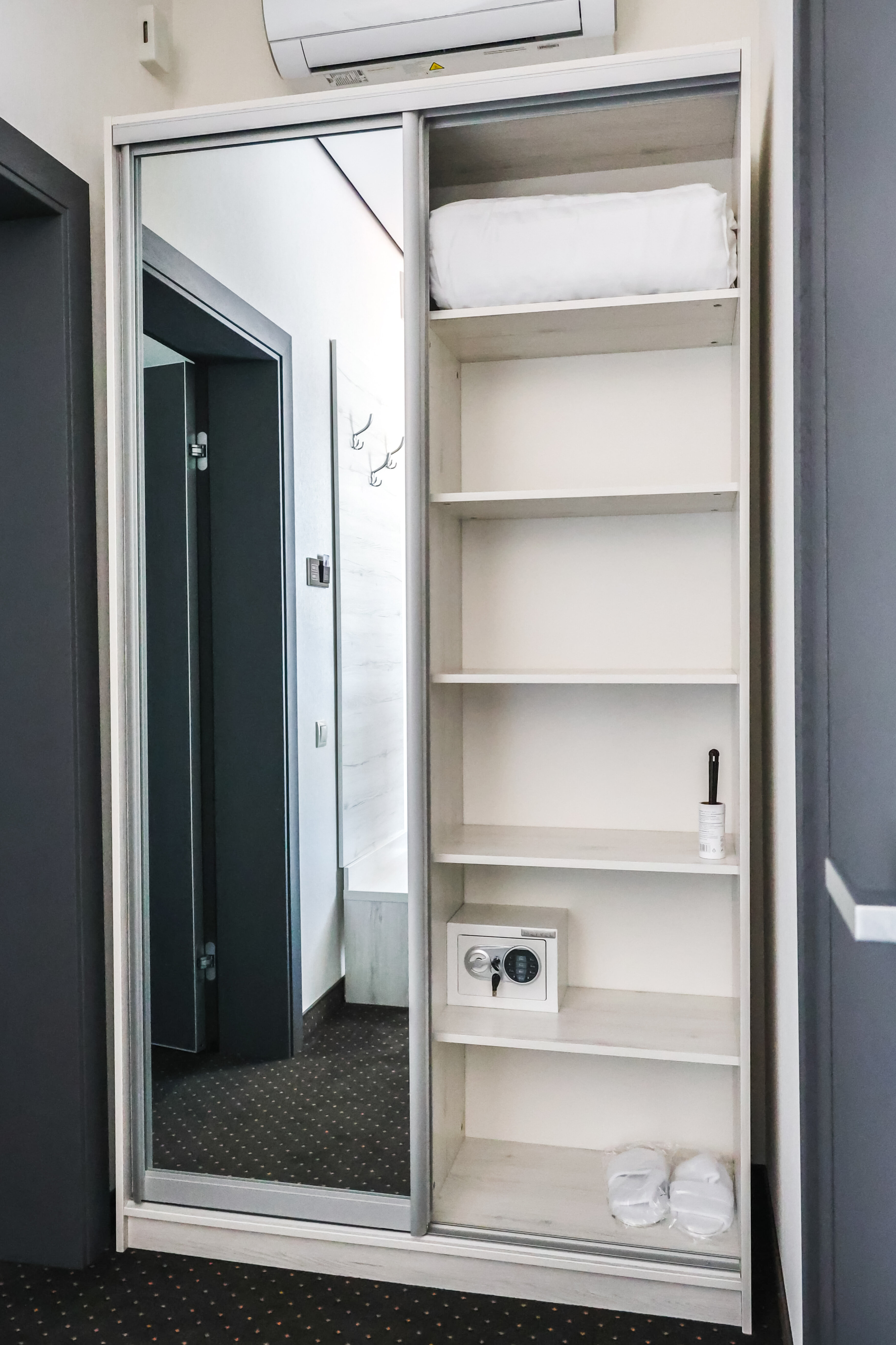 Двухместный люкс с диваном и балконом