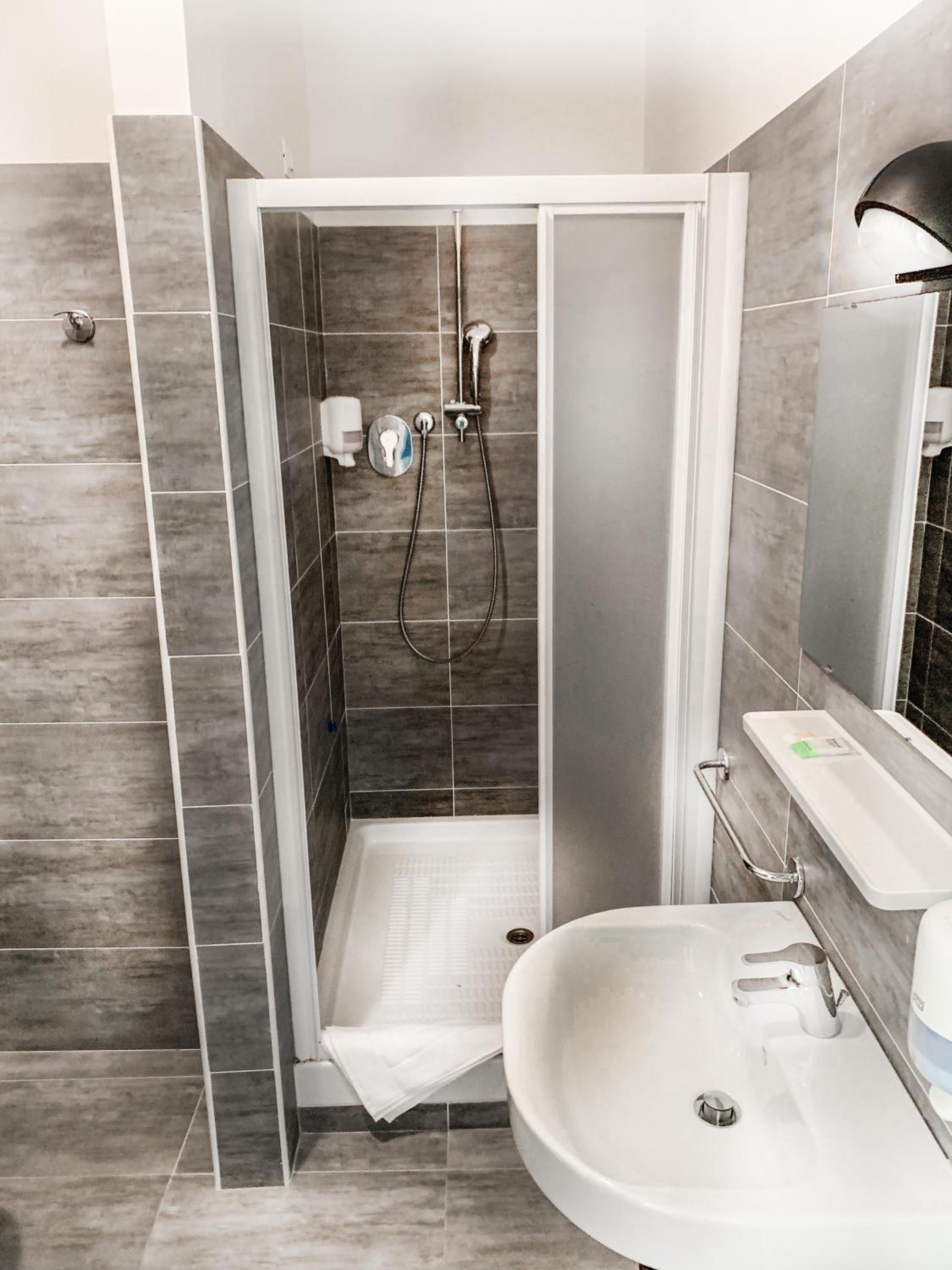 Quadruple Room with Balcony and Sea View