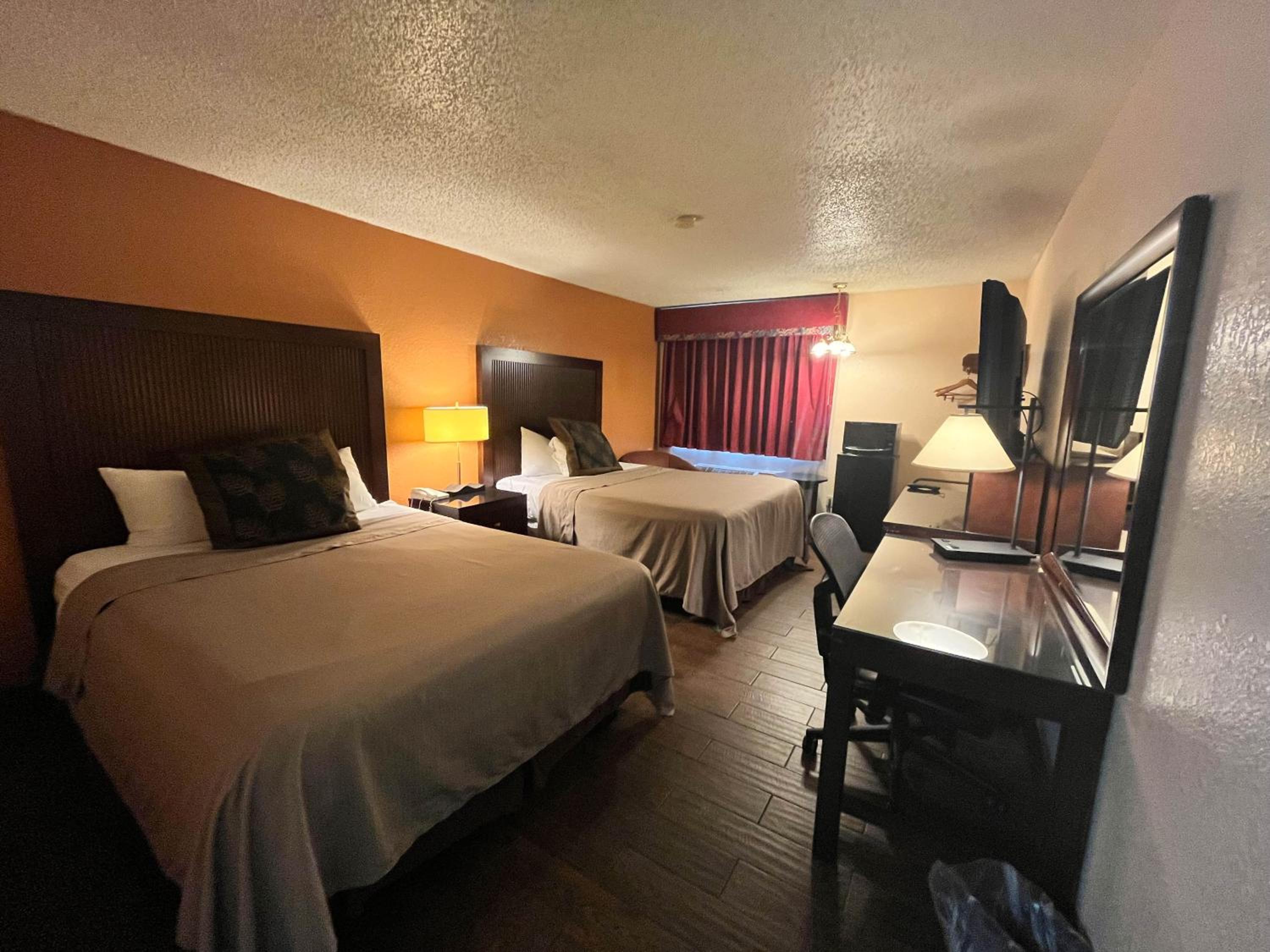 Queen Room with Two Queen Beds - Non-Smoking