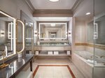 Newly Remodeled Luxury Two Queen Suite Strip View в The Venetian Resort Las Vegas