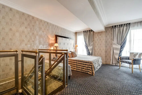 Трёхместный номер Standard двуспальная кровать в Villa Lutece Port Royal