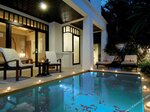 Private Garden Pool Room в Melati Beach Resort & SPA