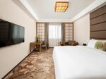 Superior Queen Room в Guangdong Hotel Shanghai