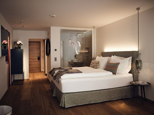 Улучшенный двухместный номер с 1 двуспальной кроватью, вид на озеро (Grundlsee) в Seehotel Grundlsee