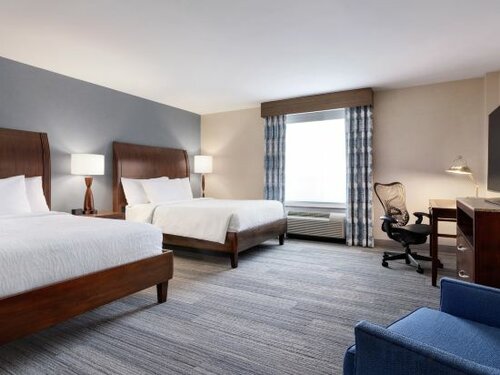 Two Queen Room в Hilton Garden Inn Stony Brook