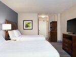 Two Queen Room в Hilton Garden Inn Stony Brook