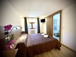 Трехместный номер «Классик», вид на горы, башня в Hotel Pinguino