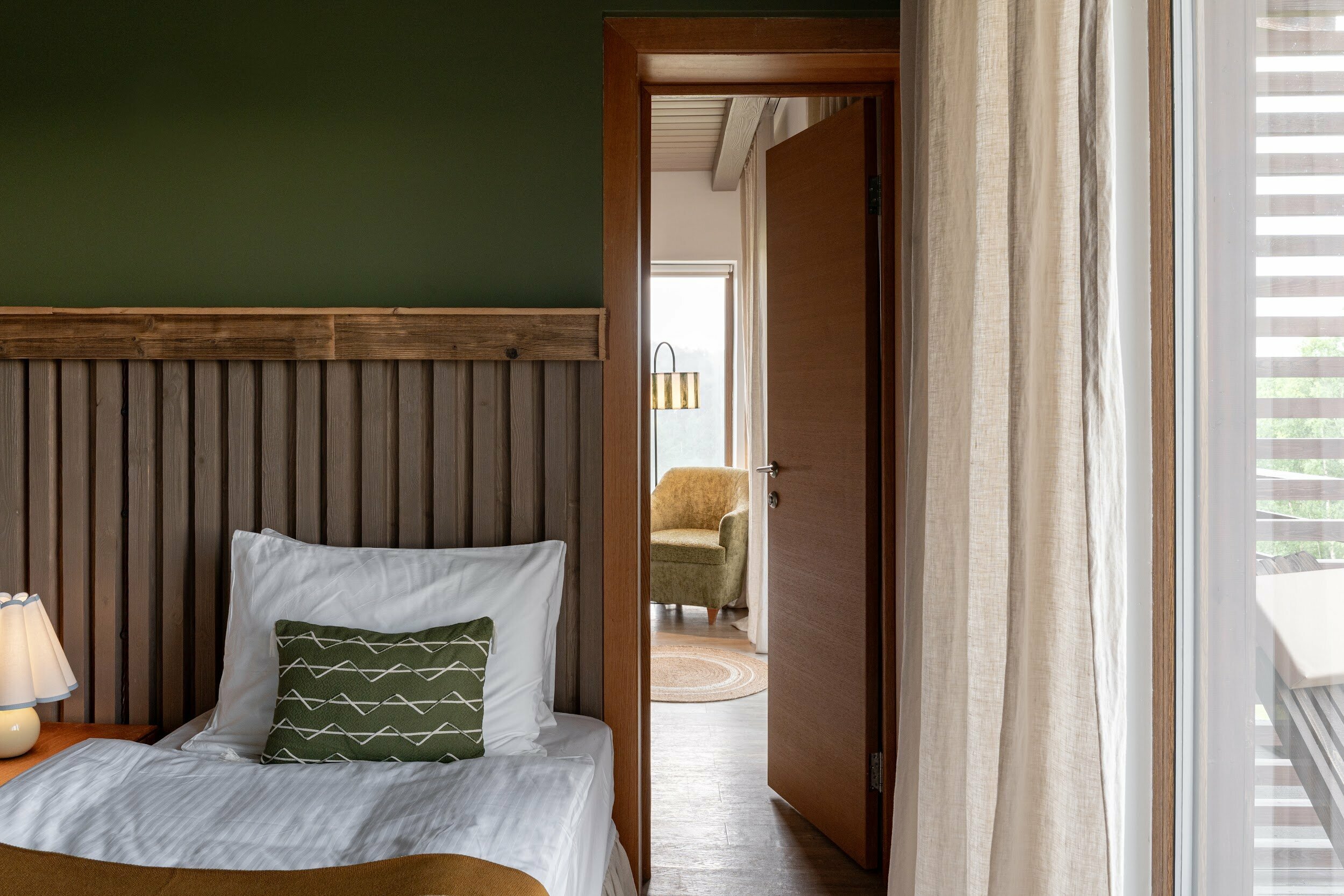 Семейный номер с балконом