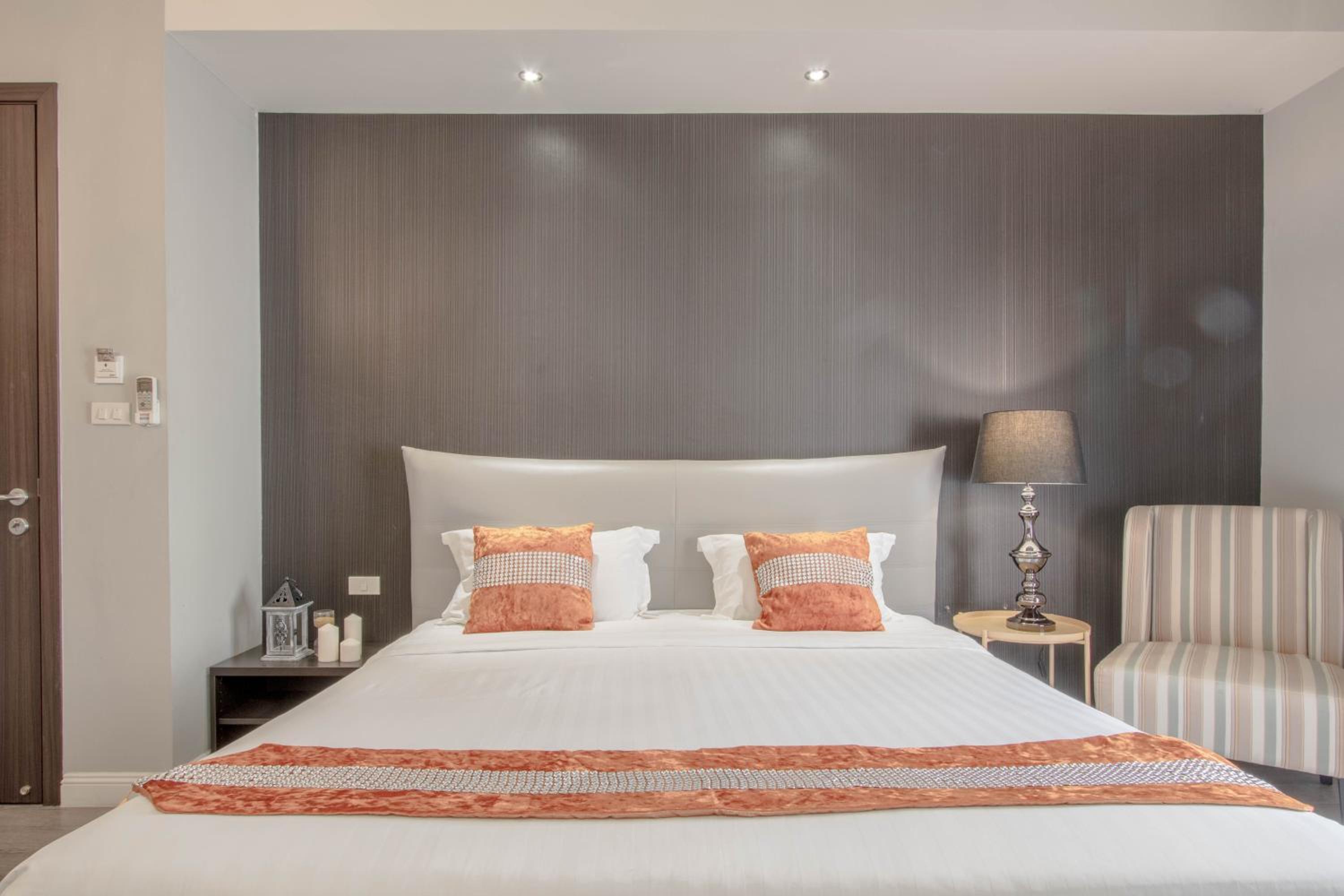 Luxury King Room