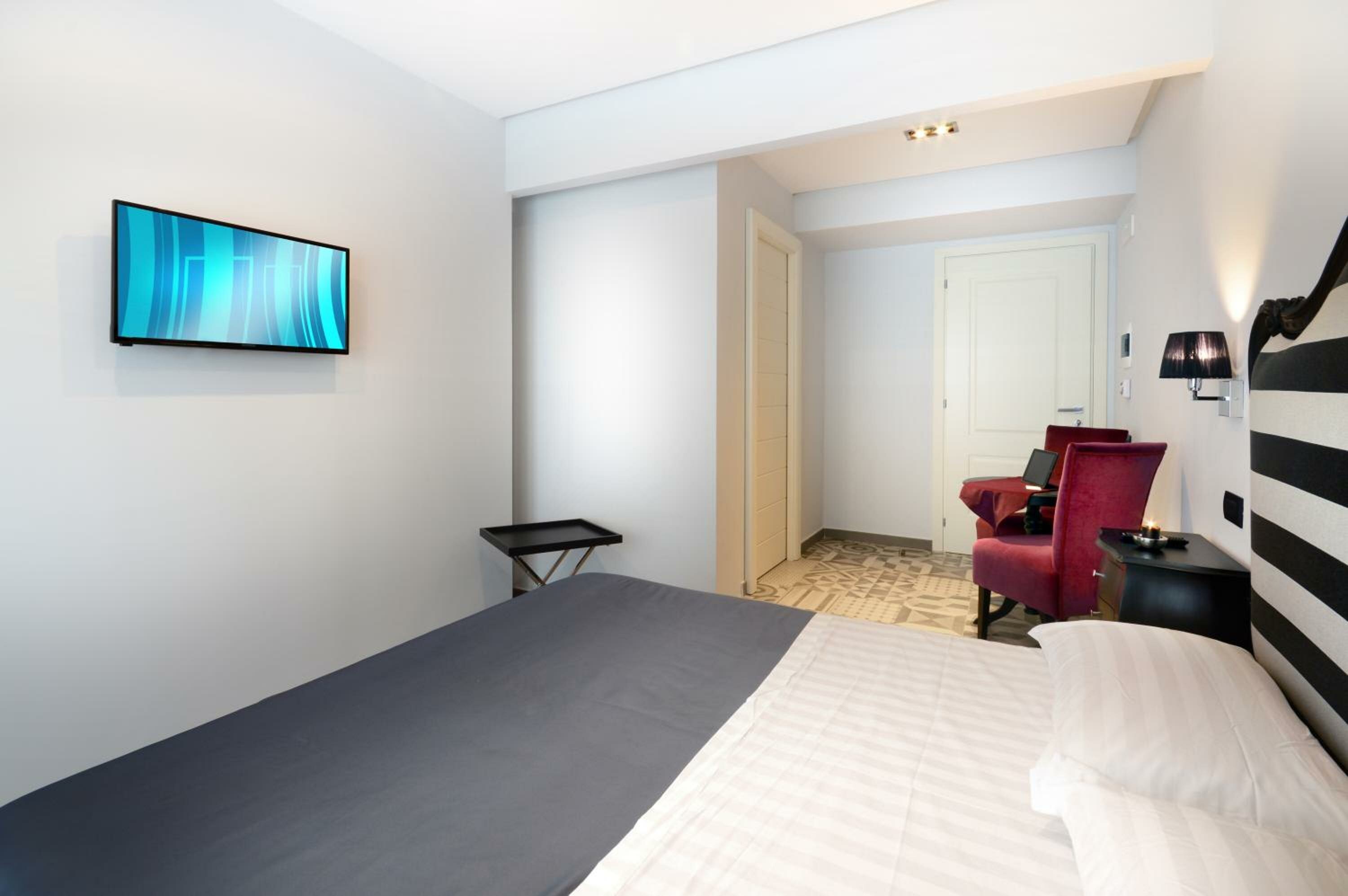 Junior Suite with Balcony