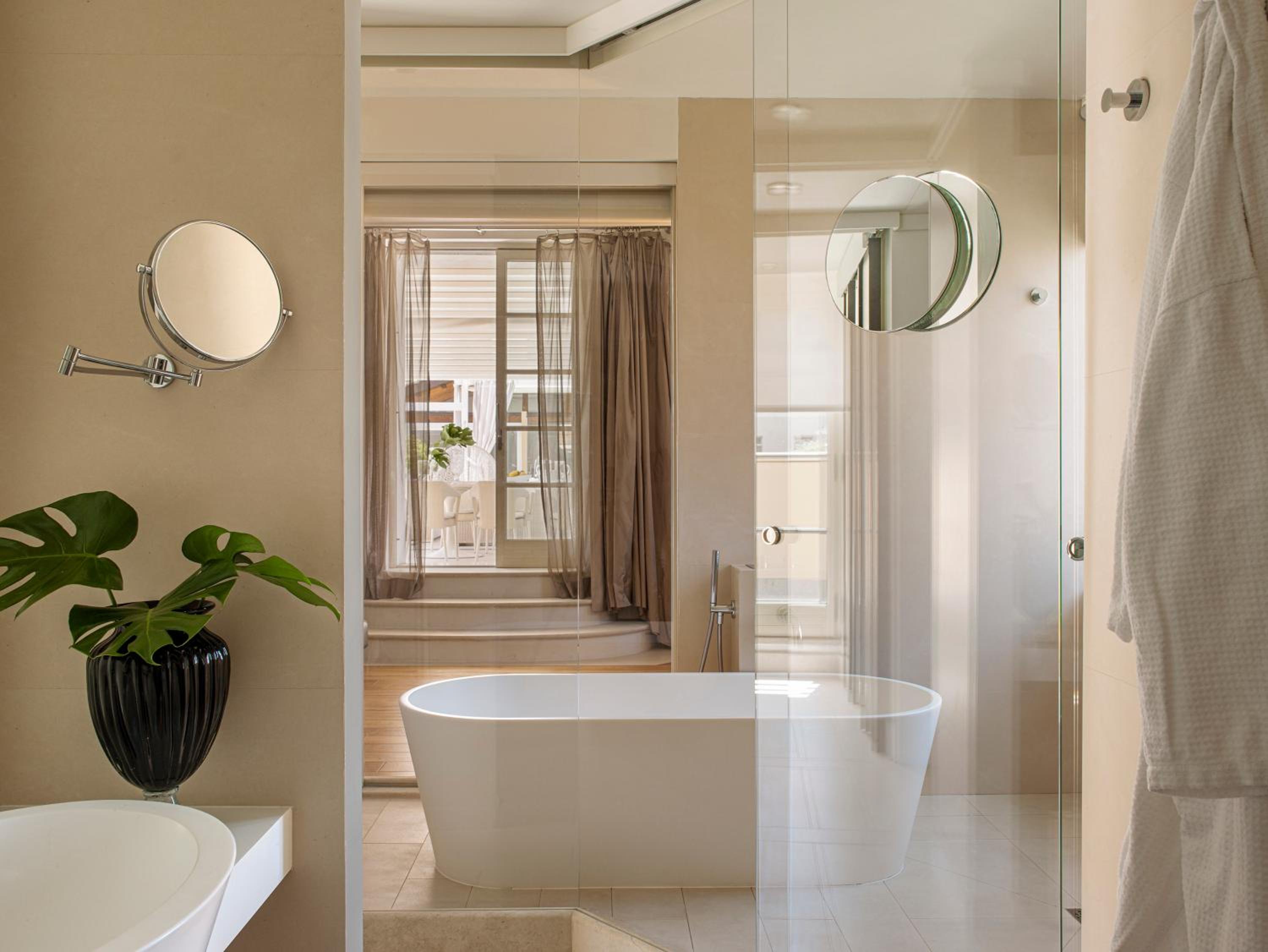 Emperor Nero Suite with Spa Access