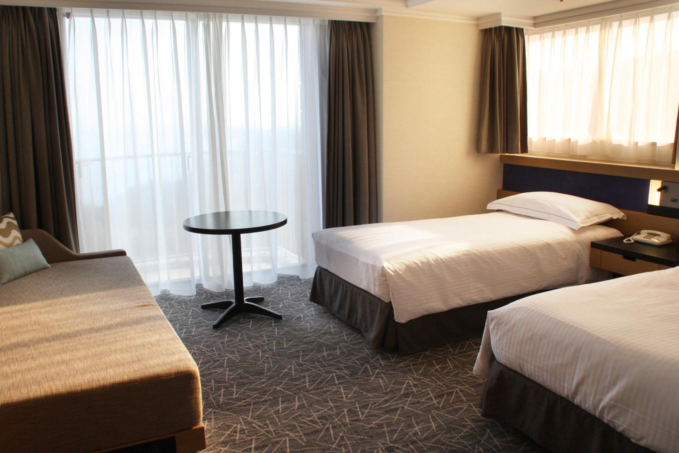 Hilton Corner Twin Room