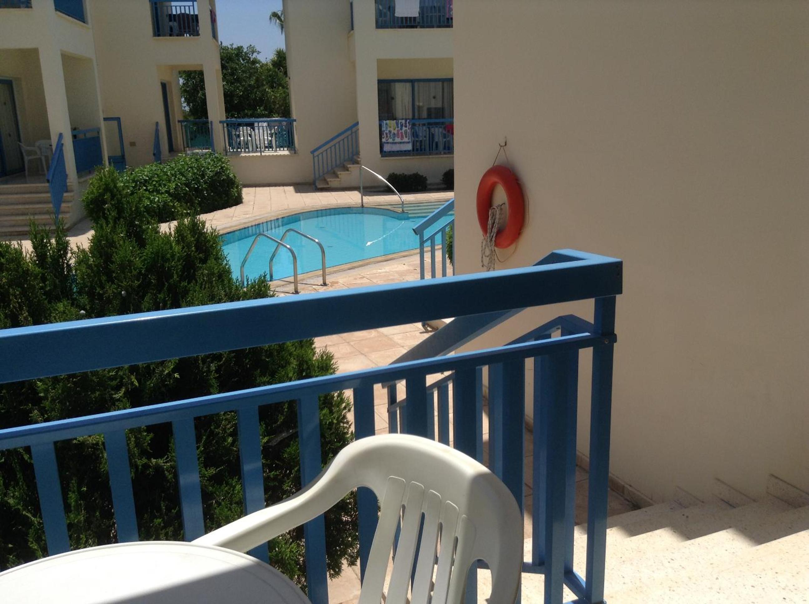 Superior Twin Room with Pool View