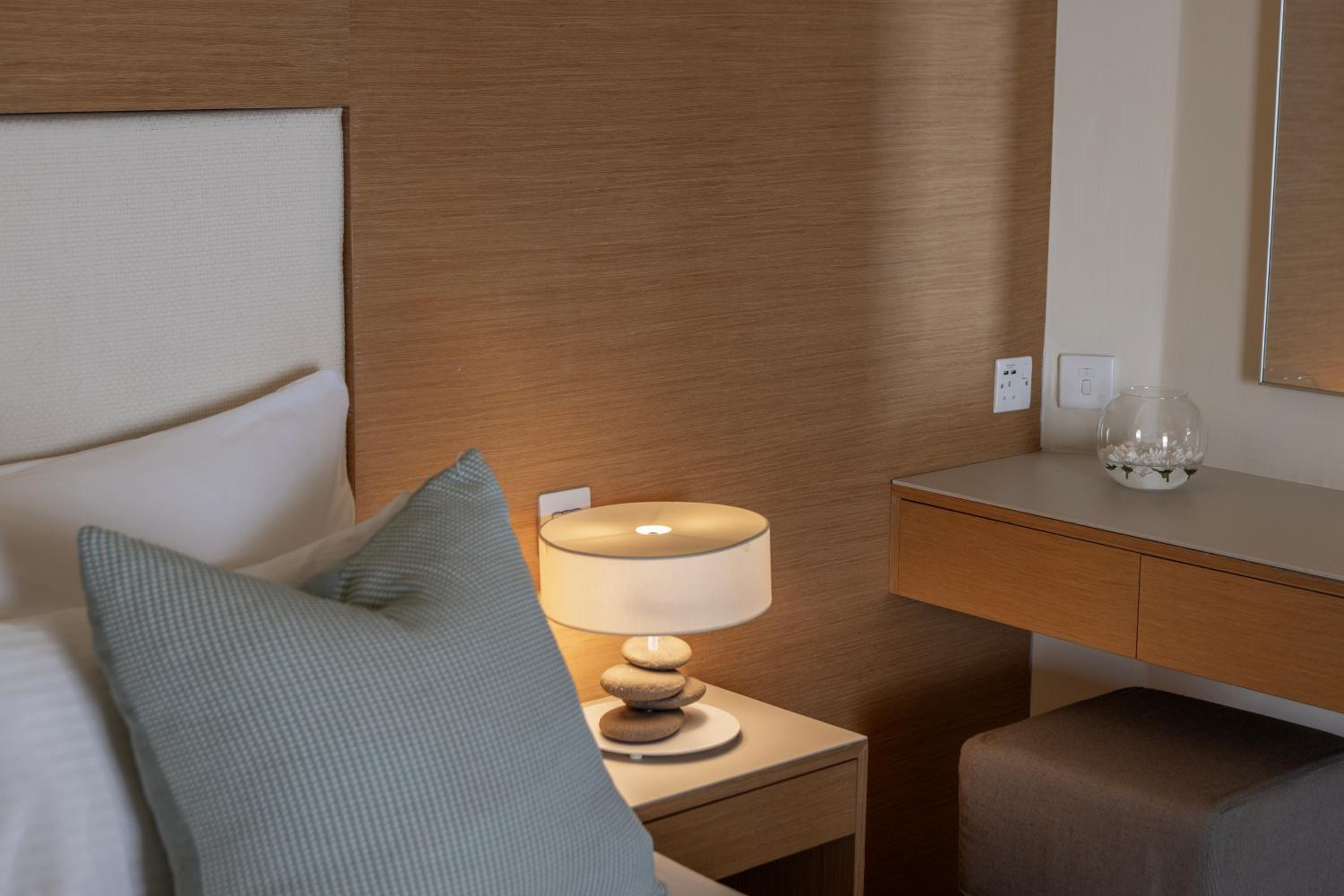 Deluxe Room with Sea View