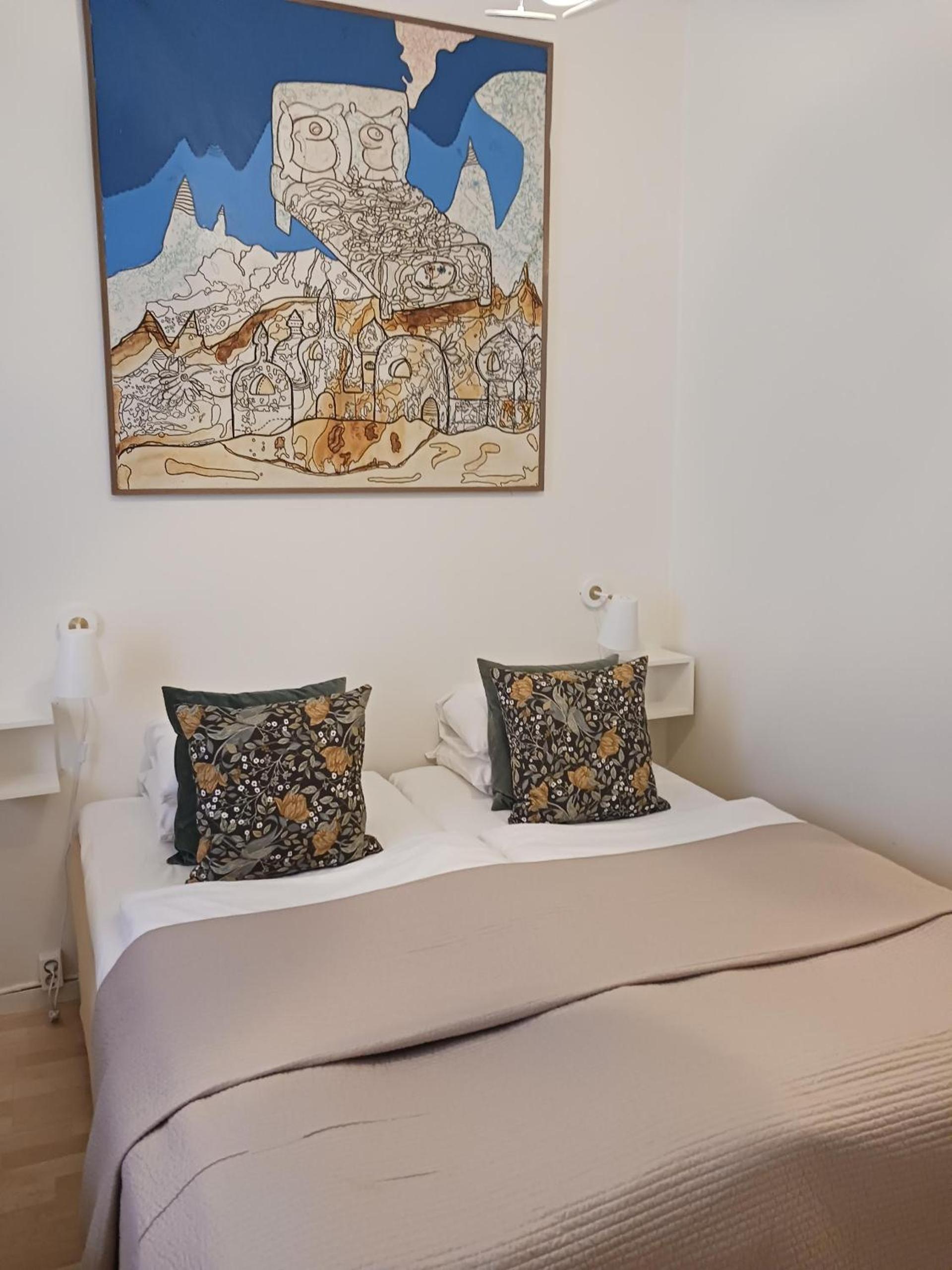 Budget Twin Room - Ground Floor