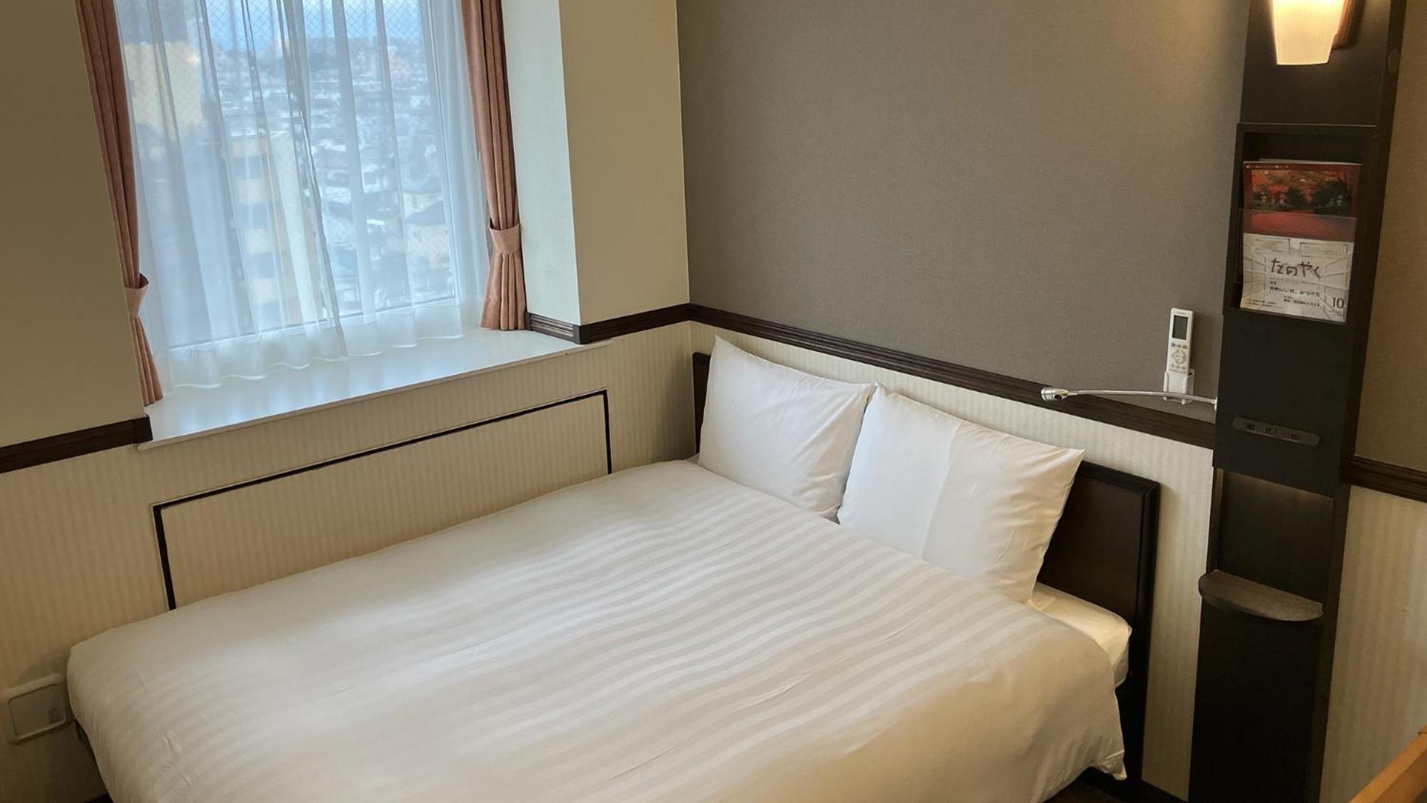 Queen Room - Non-Smoking