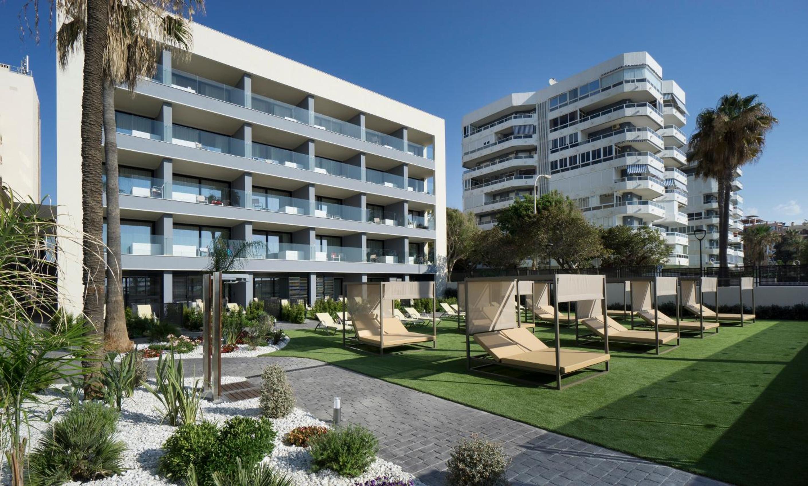 Junior Suite with Sea View (2 Adults + 1 Child)