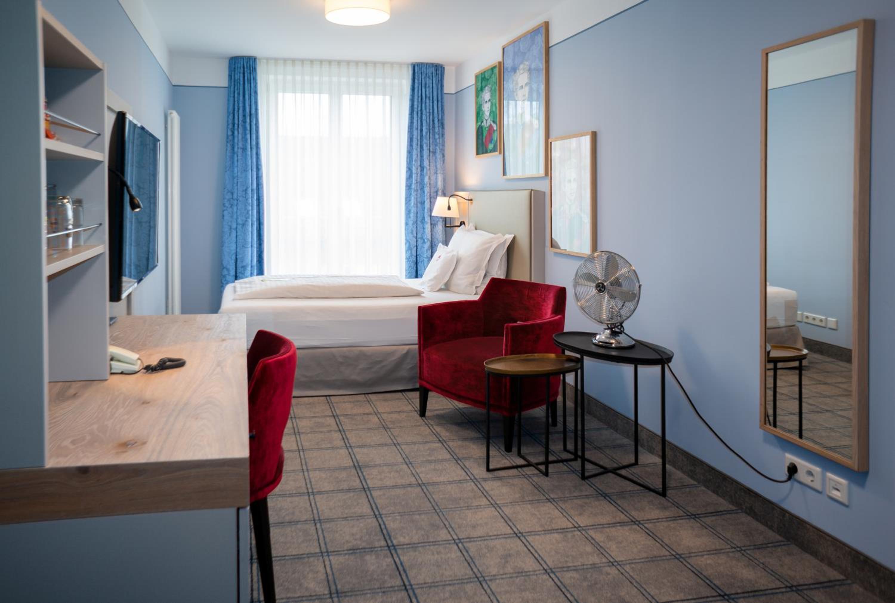 Business Single Room