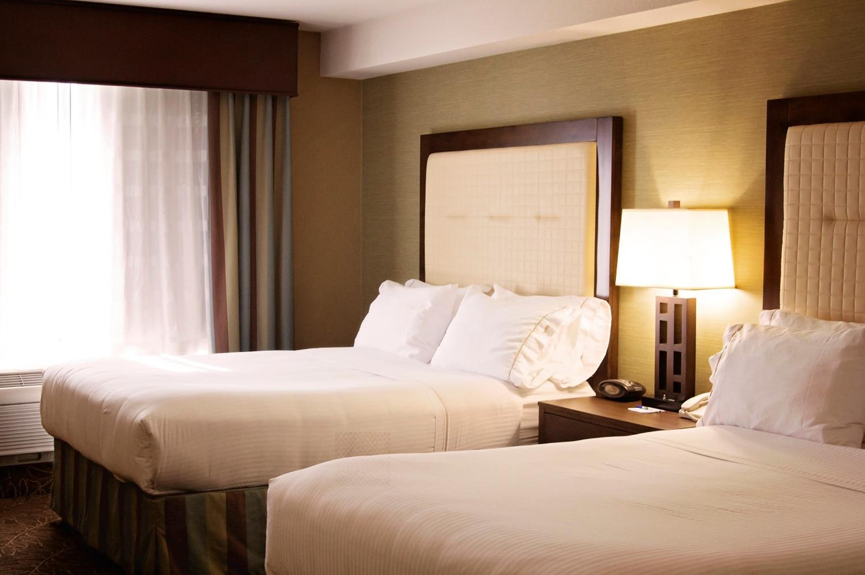 Standard Room with Two Queen Beds