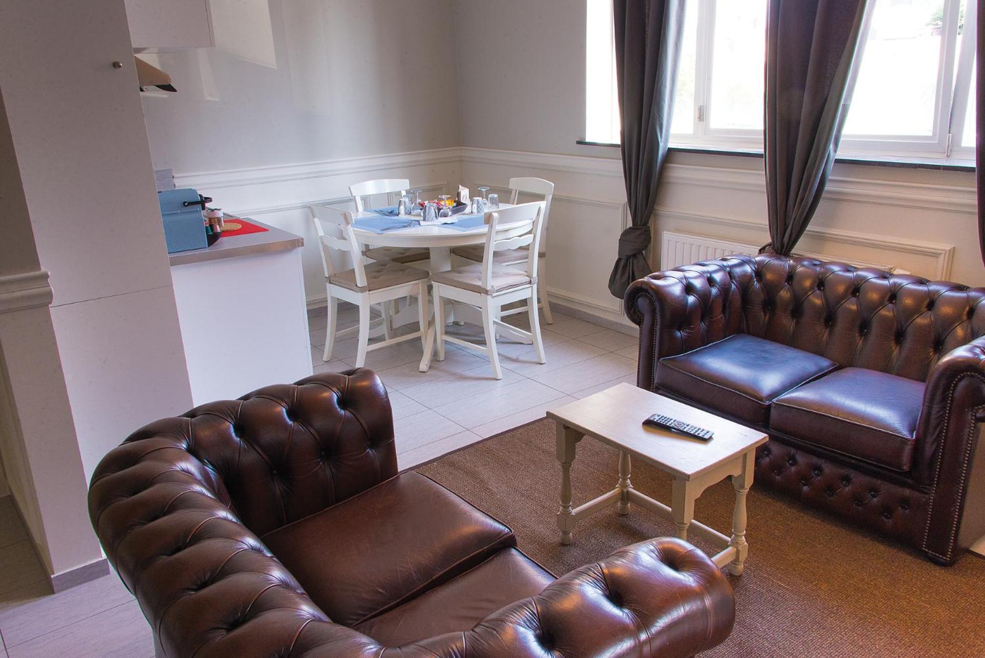 Apartment with Garden View