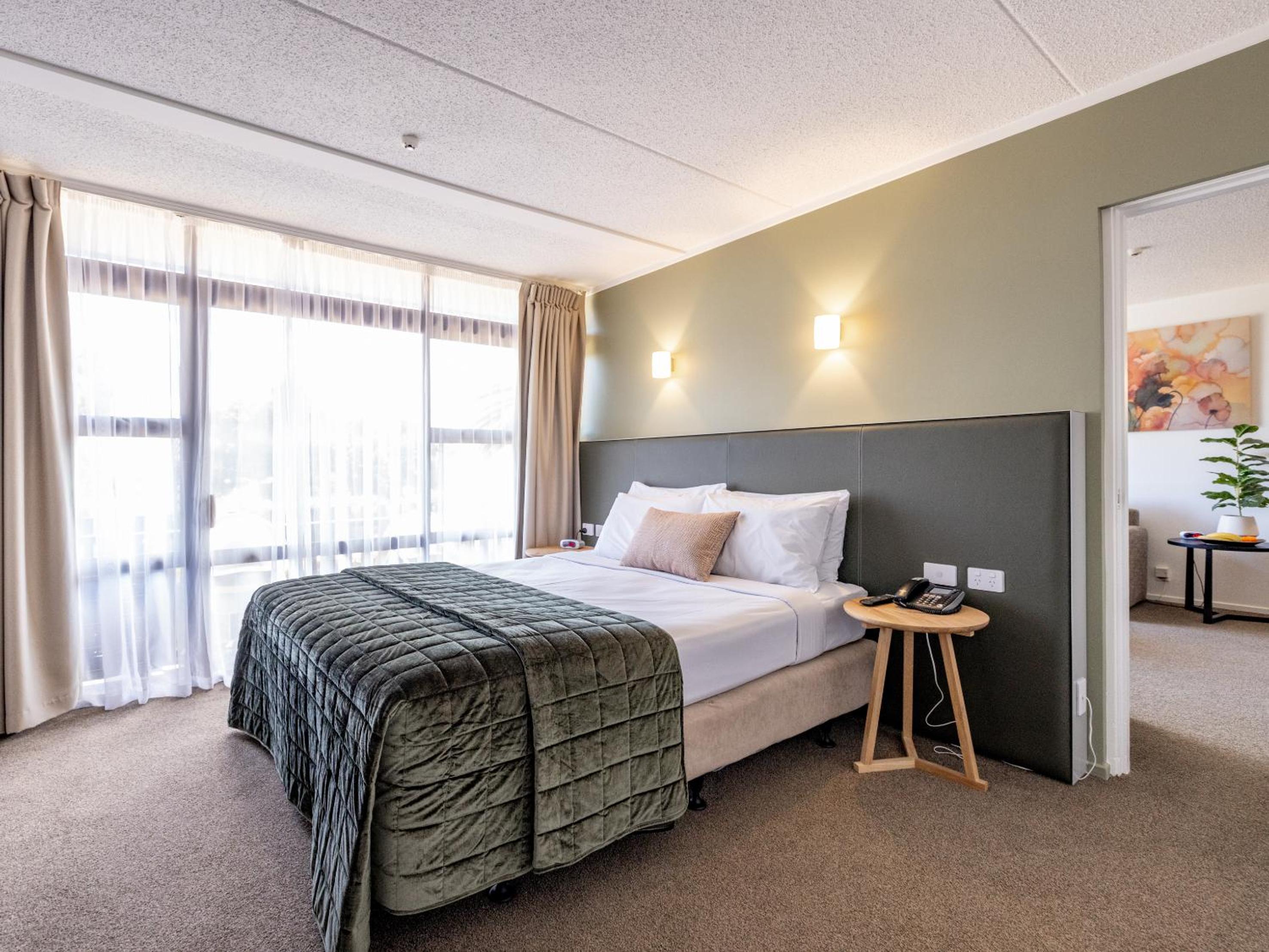 Superior King with Lounge and Balcony