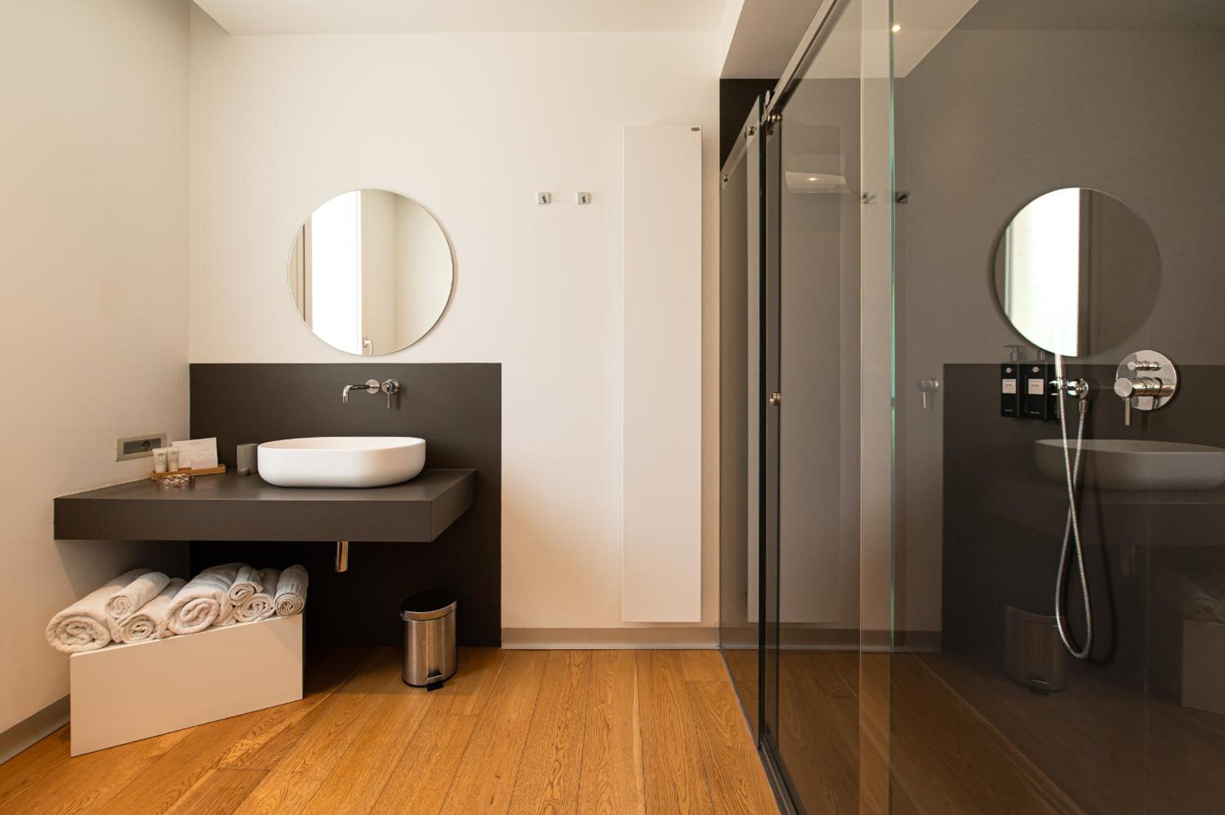 Superior Deluxe Double or Twin Room 