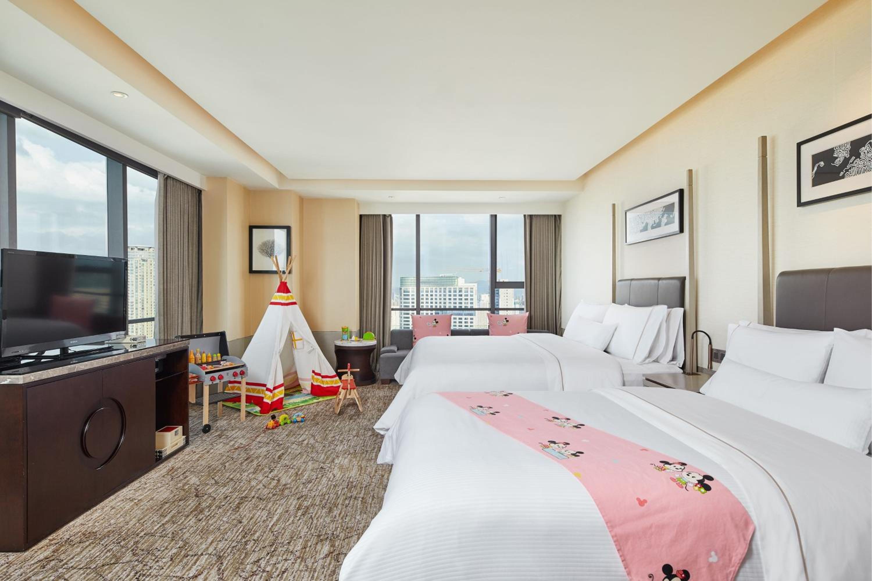 Westin Premier, Guest room, 2 Twin/Single Bed(s), City view