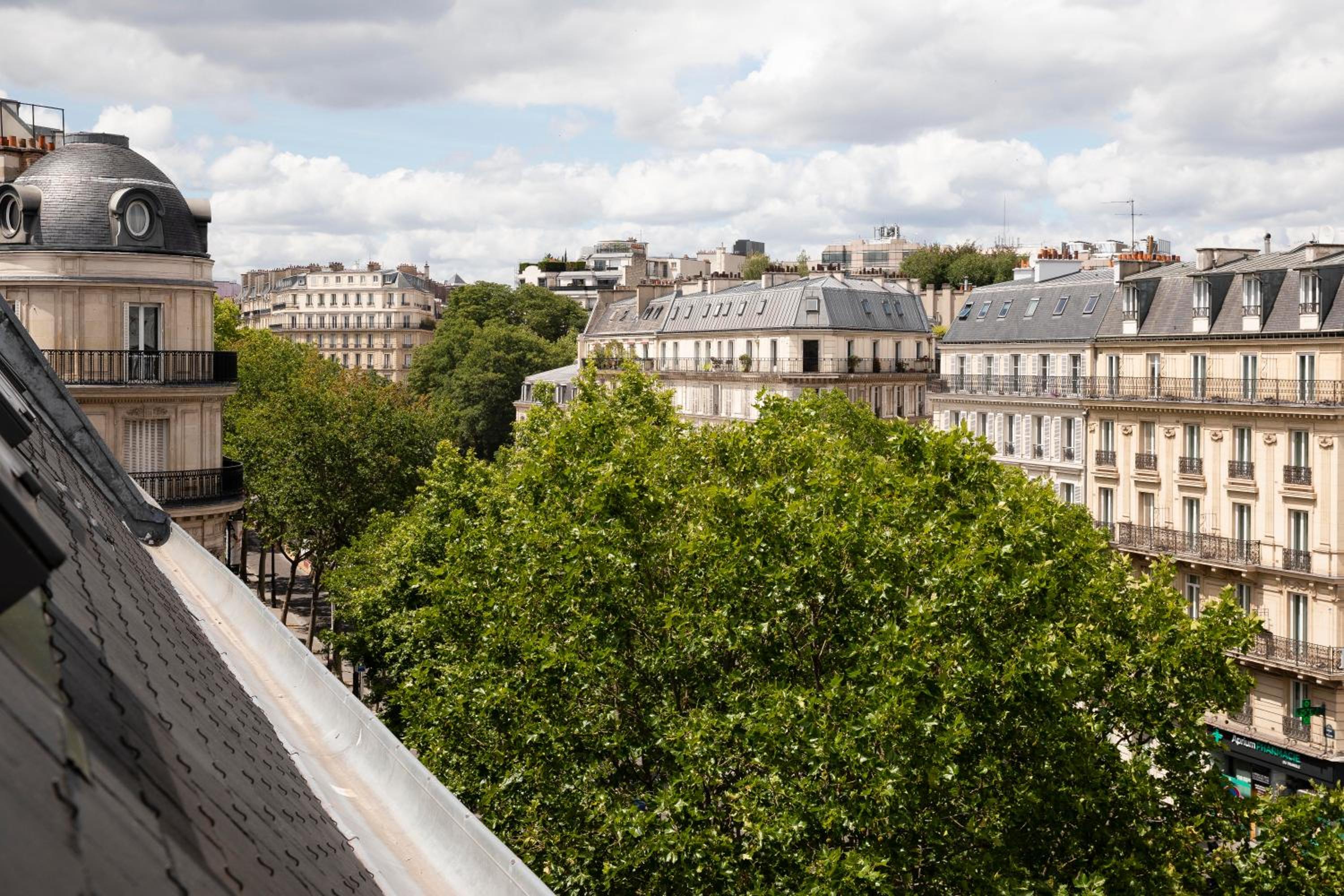 Executive Triple Room