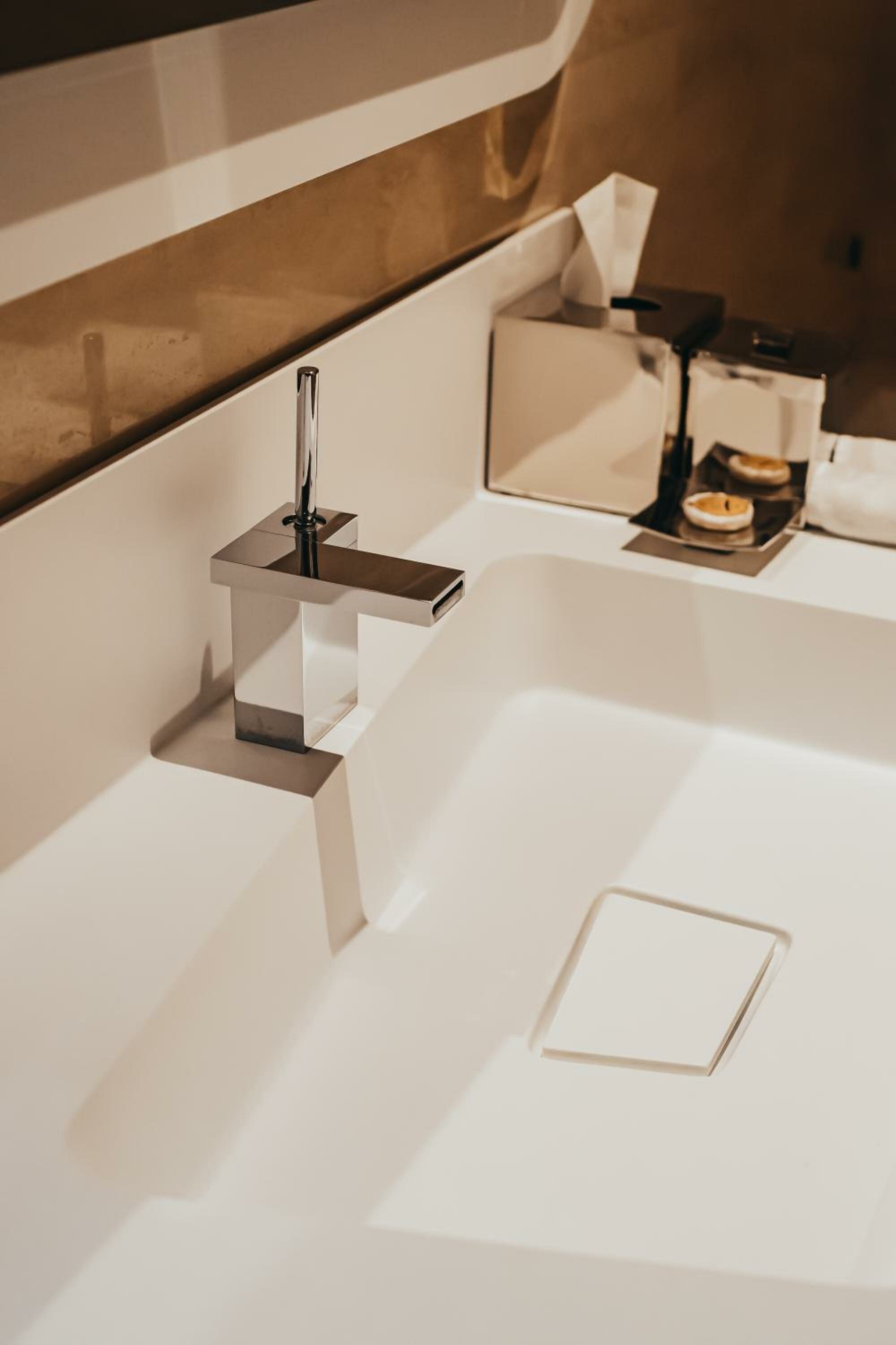 Deluxe King Room with Sofa