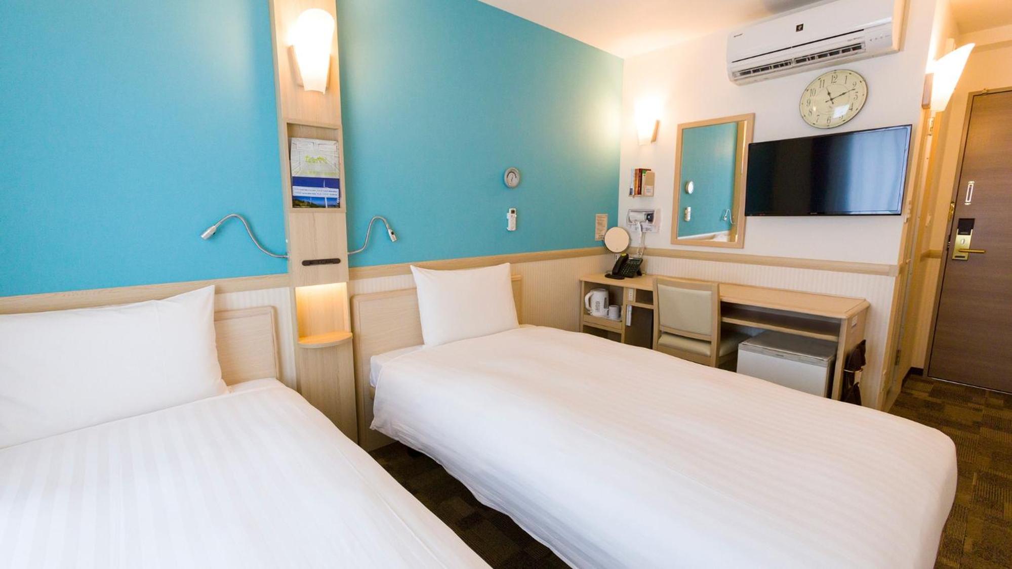 Twin Room - Non-Smoking