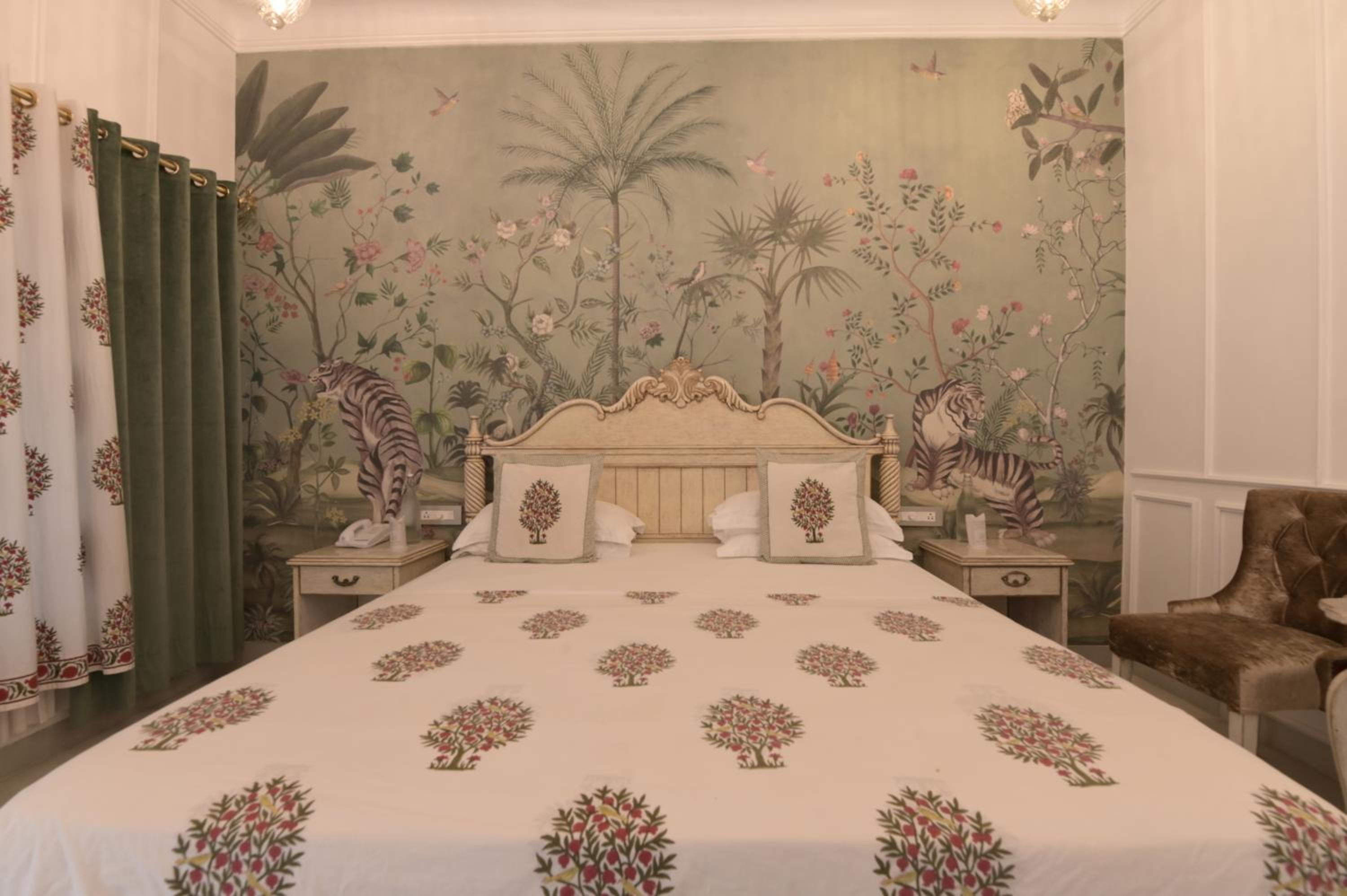 Haveli Room Non Lake Facing: Avail 15% Discount on all restaurant bills,50% Discount on any spa services (Valid for stay till 30th September 2025)