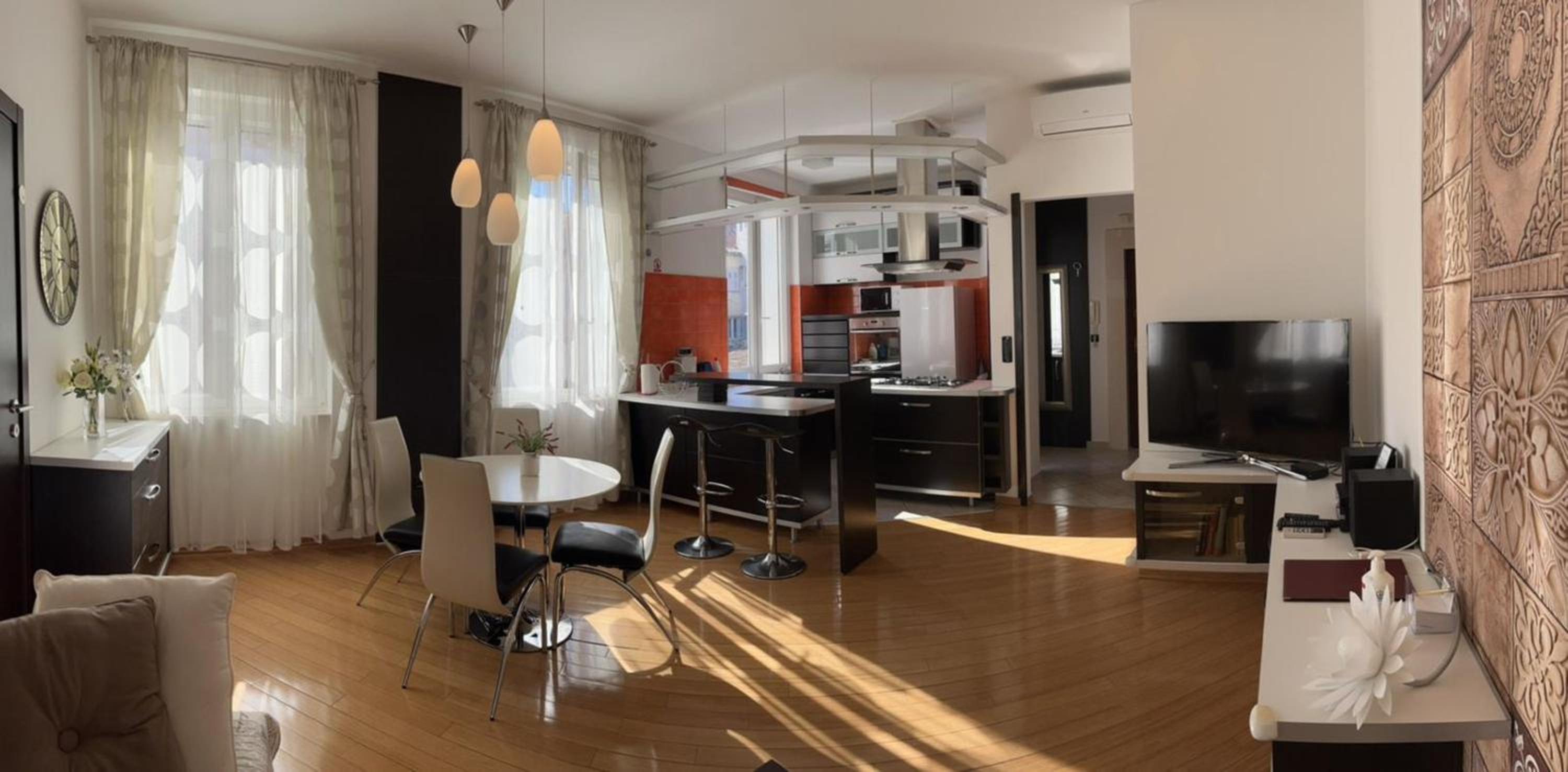 Superior Apartment- Annex Building