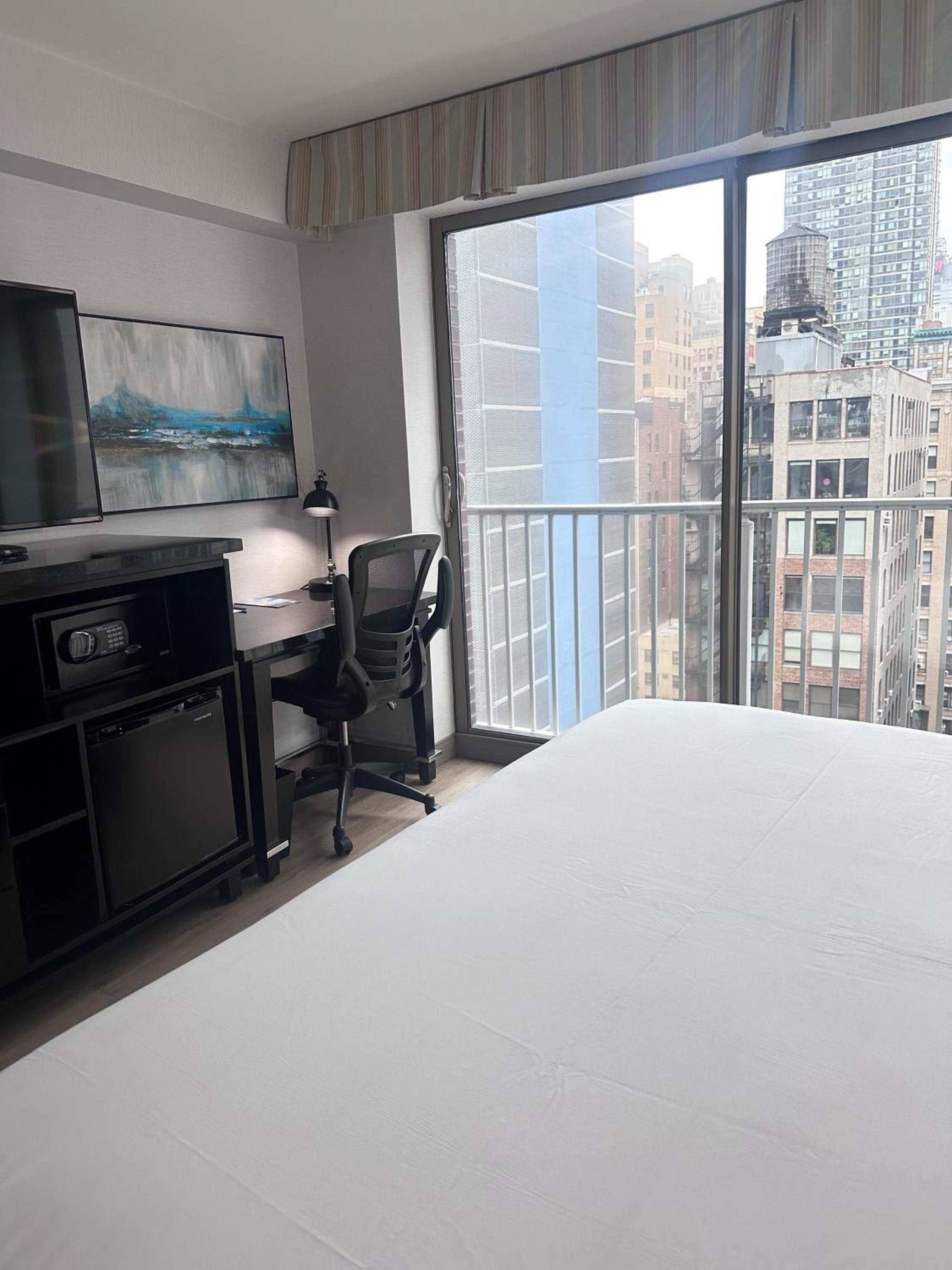 Superior King Room