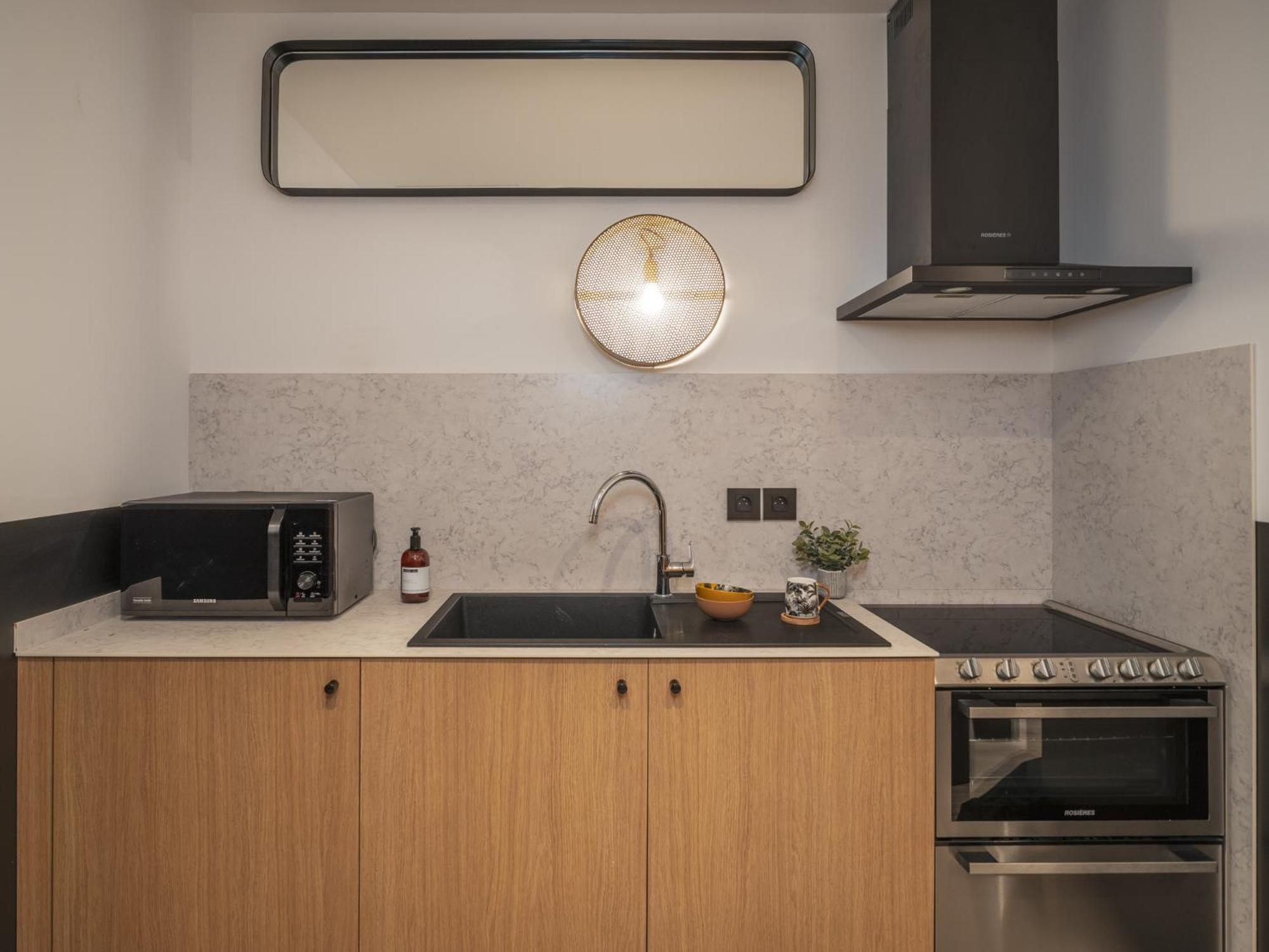 One-Bedroom Apartment