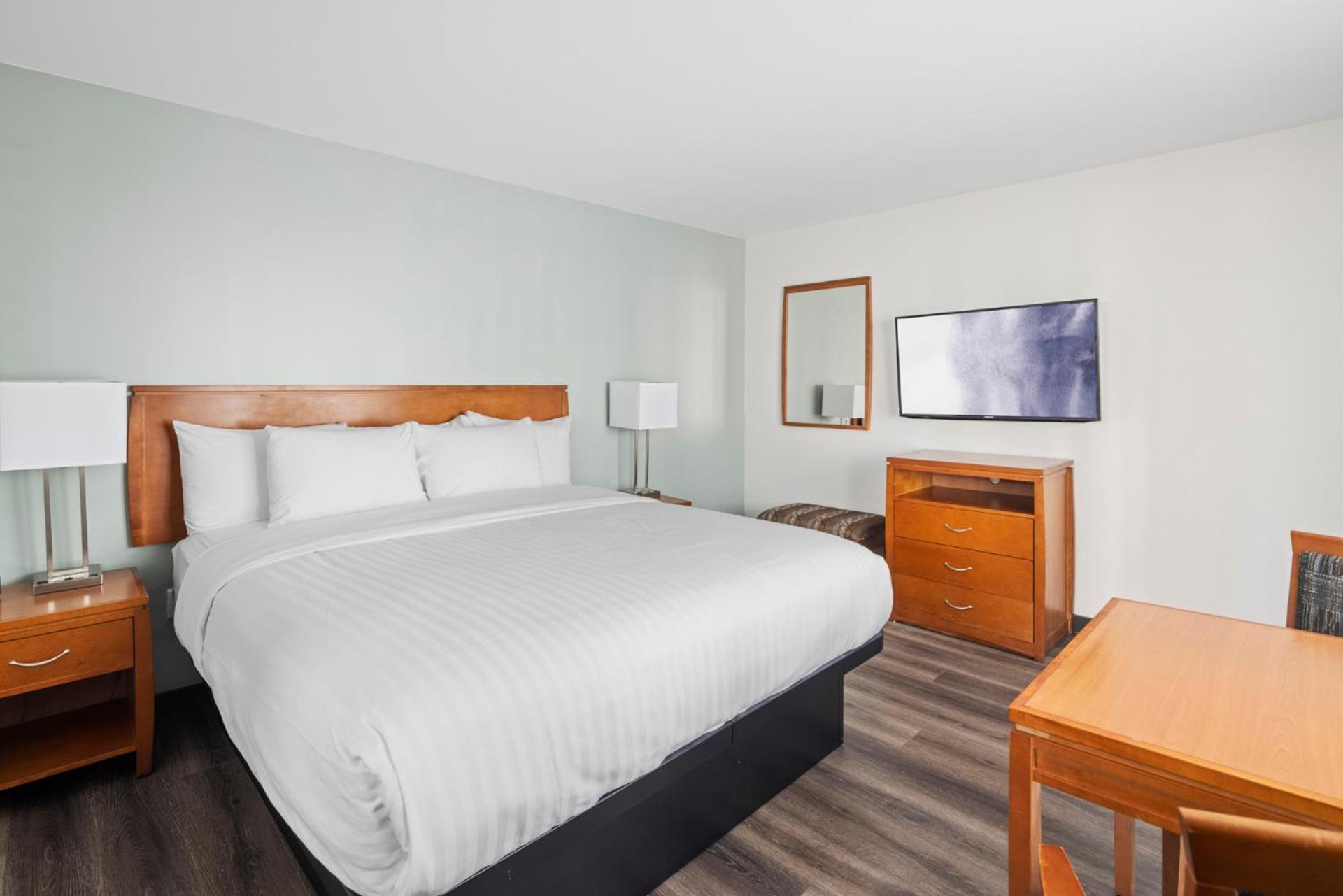 Queen Room - Disability Access