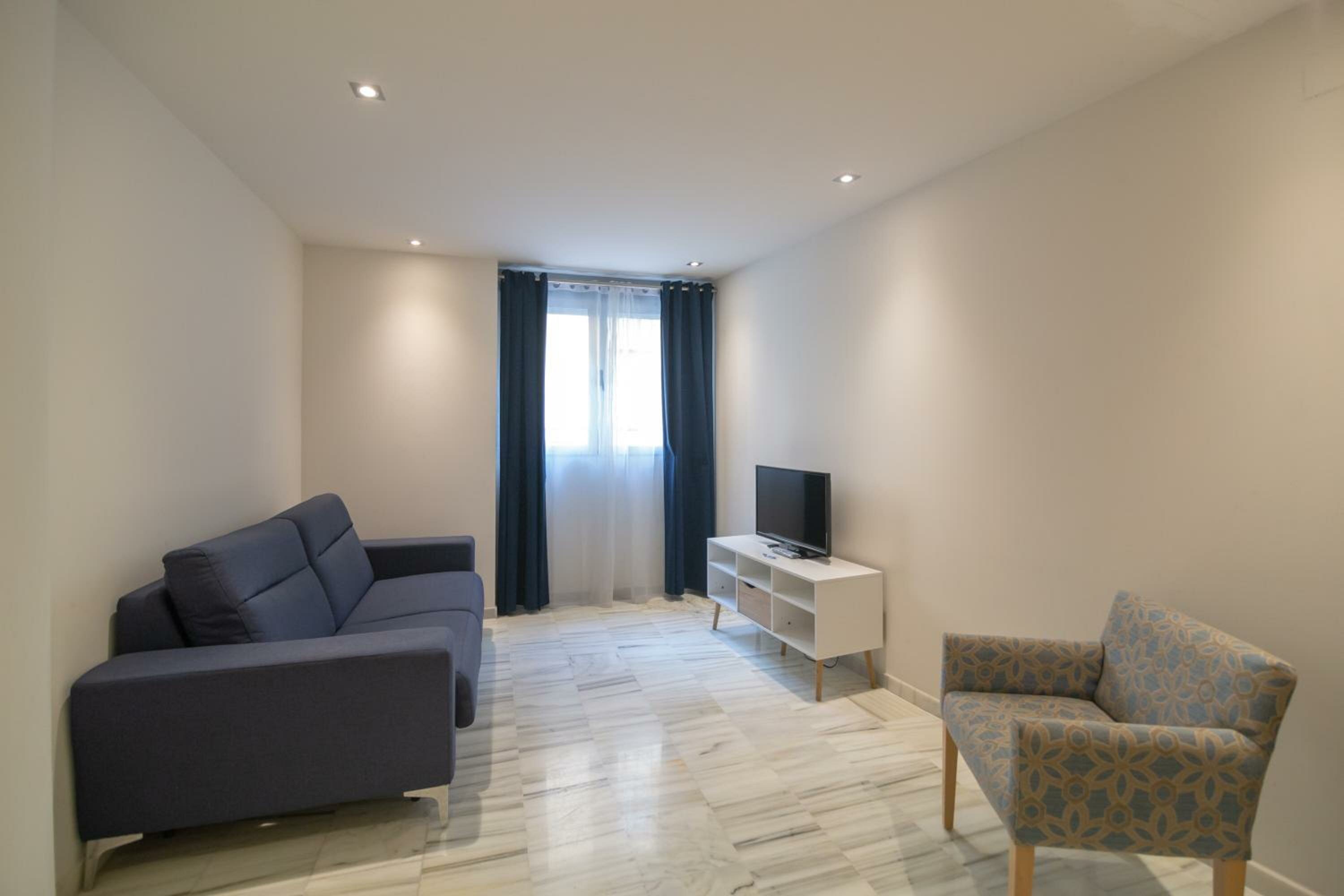 One-Bedroom Apartment (4 Adults)