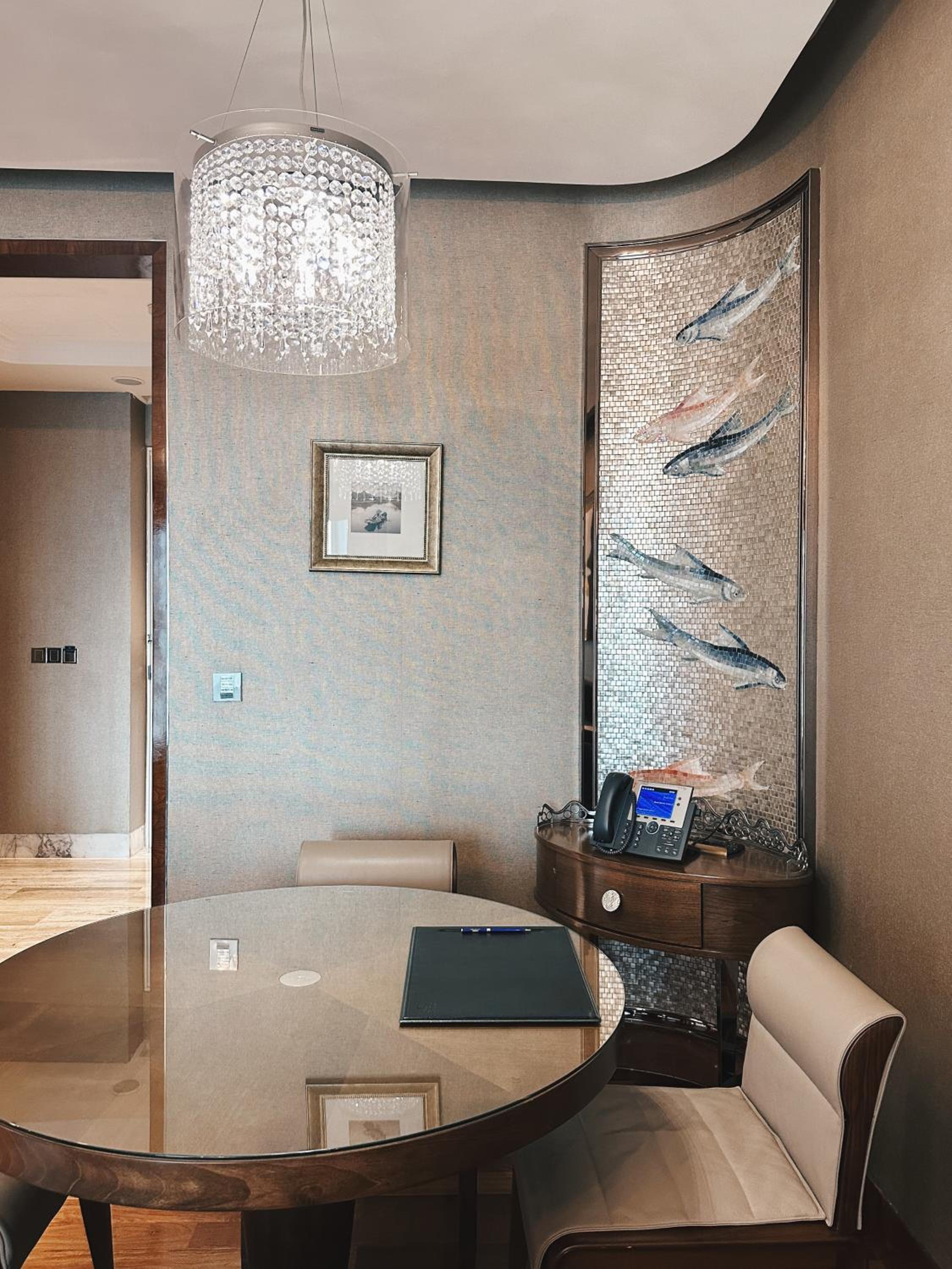 Executive Suite High Floor with Executive Lounge Access