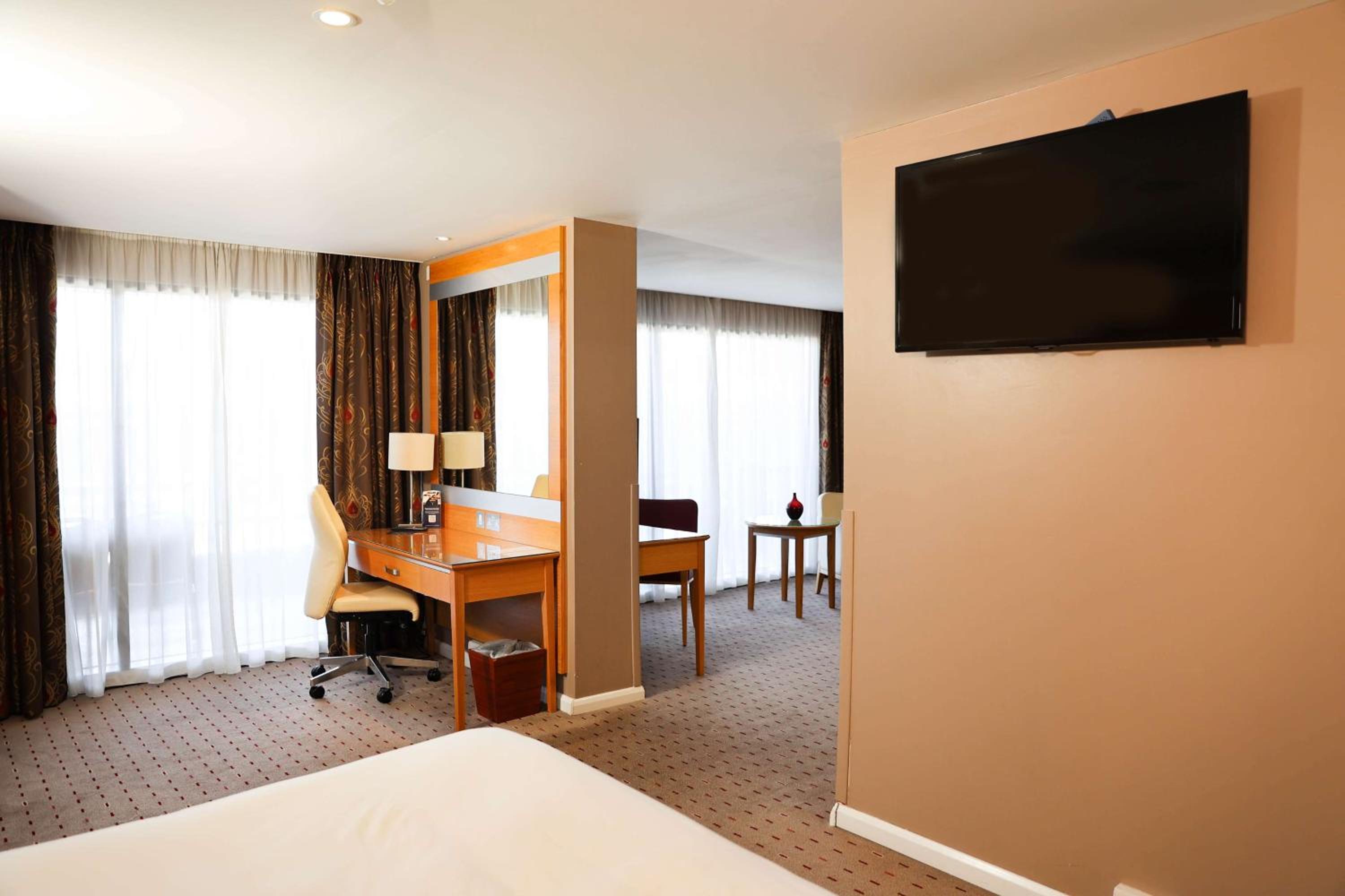 Junior King Suite With Daytime Pitch View 