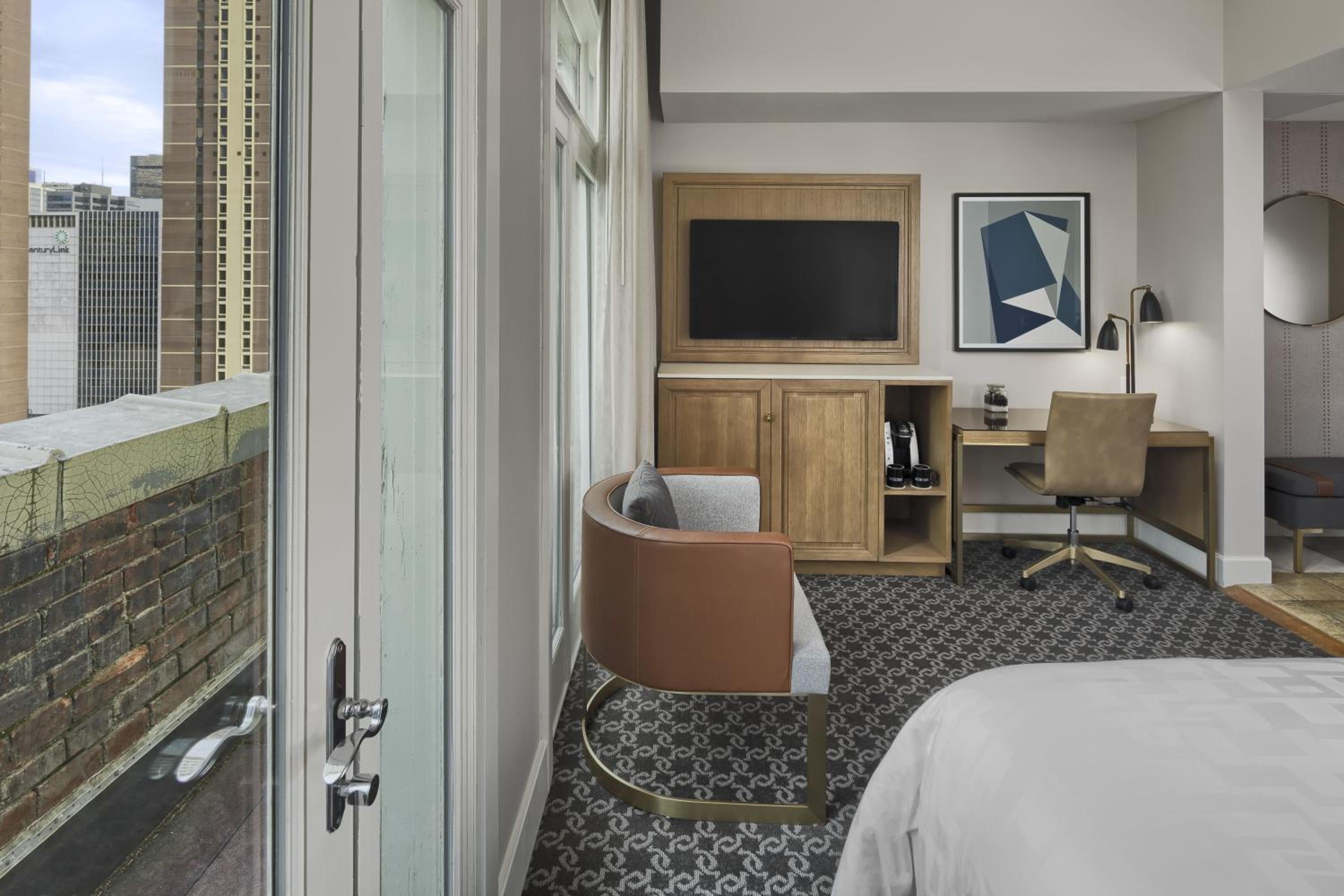 Queen Room with Balcony