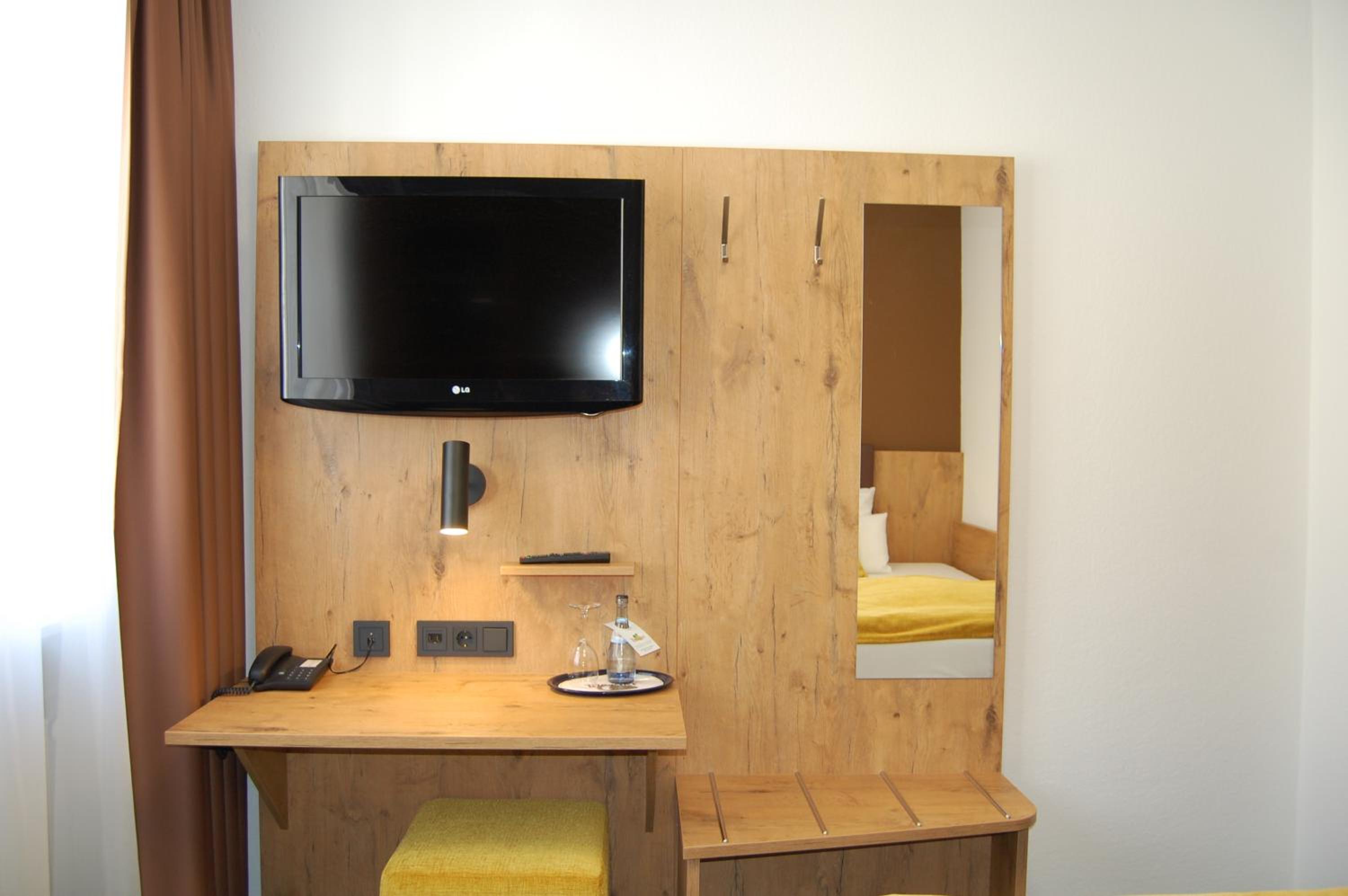 Comfort Single Room