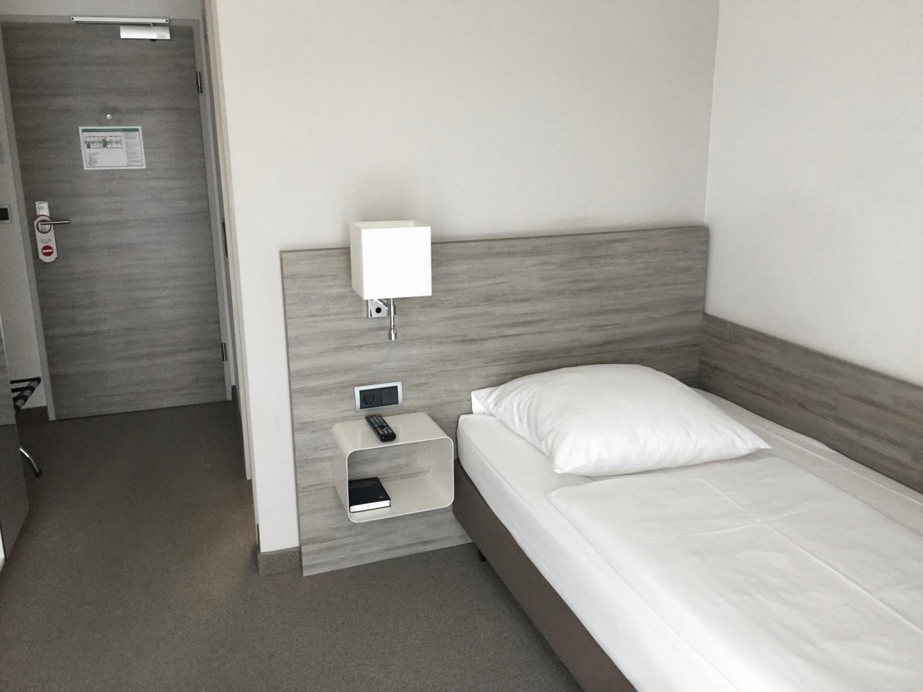 Economy Single Room
