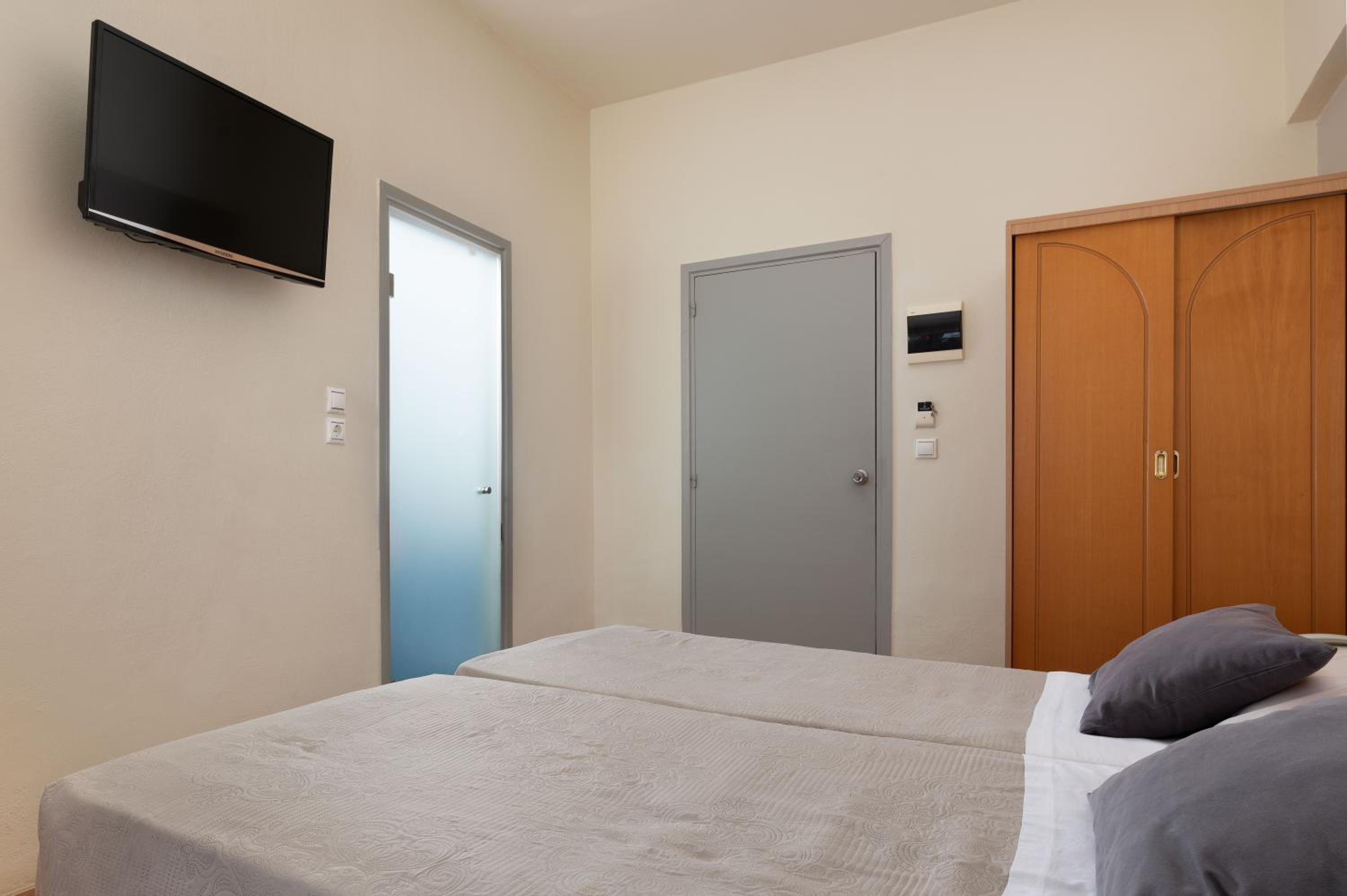 Double or Twin Room with City View