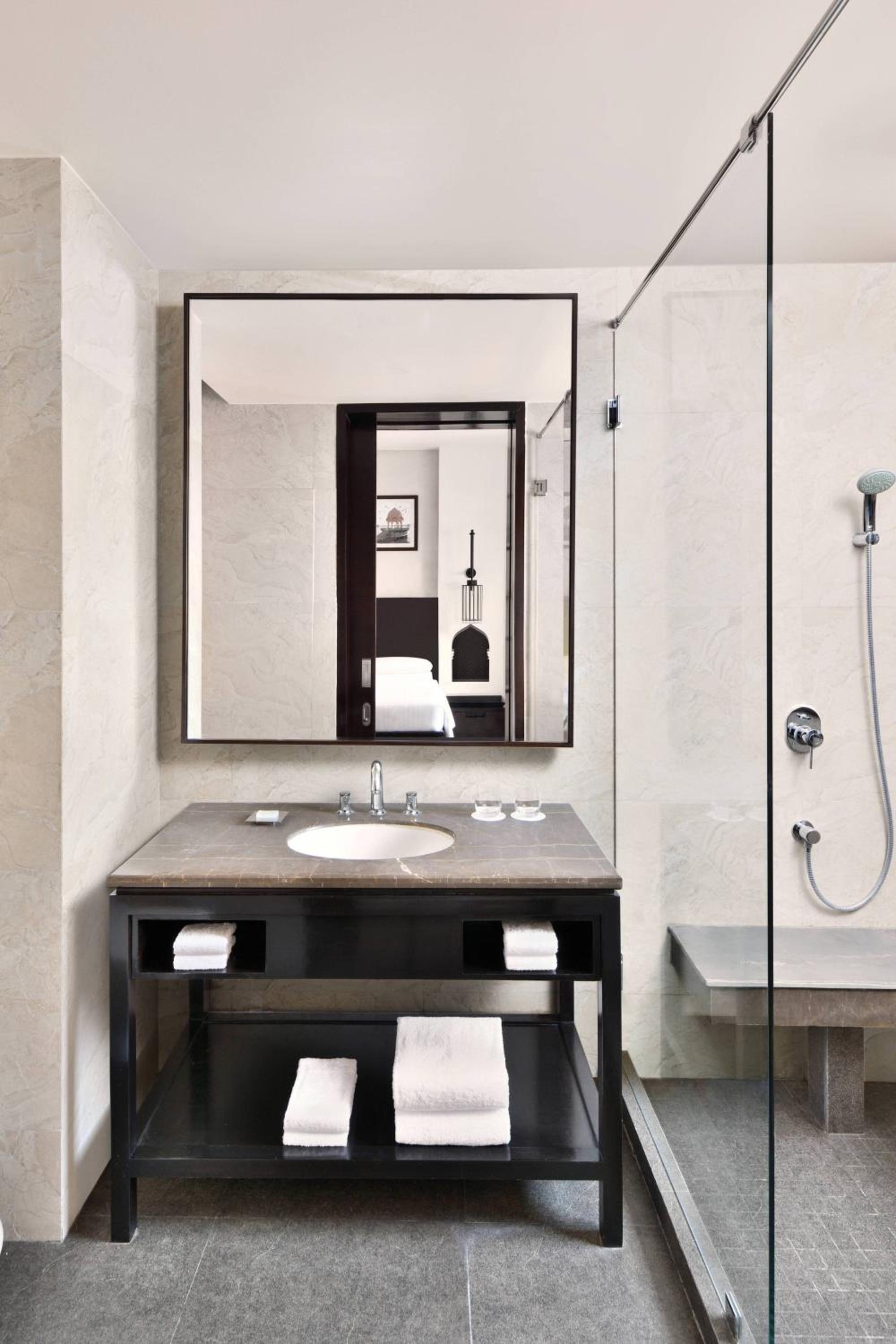 Deluxe Room with 10% off on Spa services & Complimentary Hi-Tea