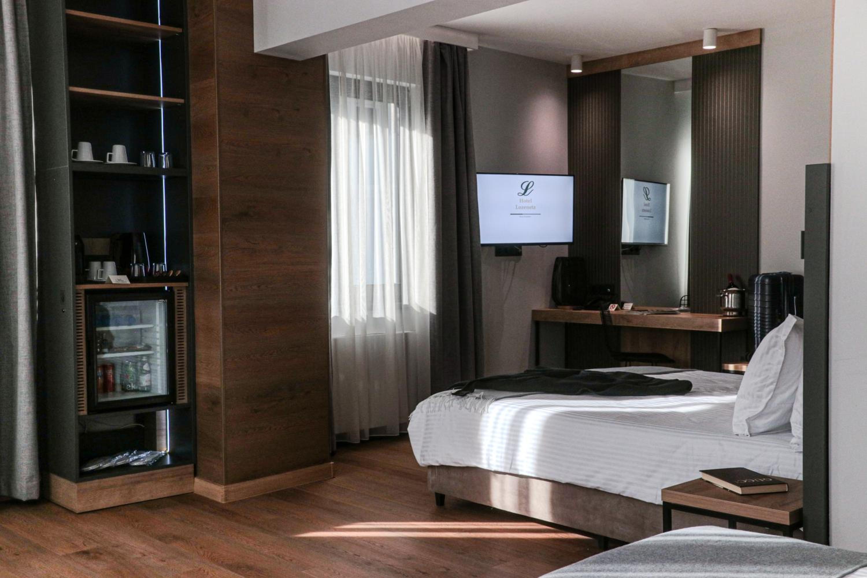Junior Suite with One Double and Two Single Beds - Non-Smoking