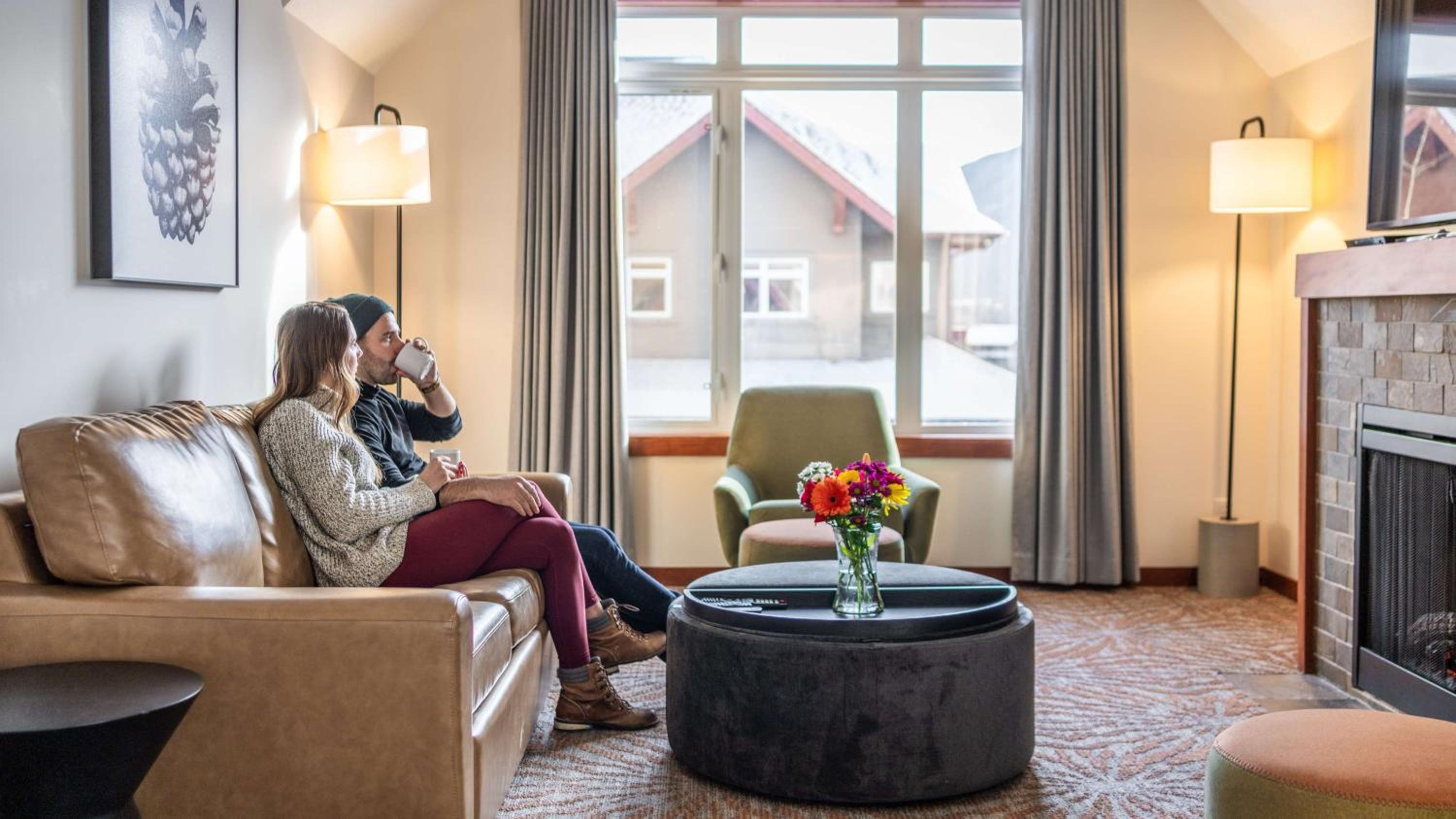 Deluxe One-Bedroom Apartment