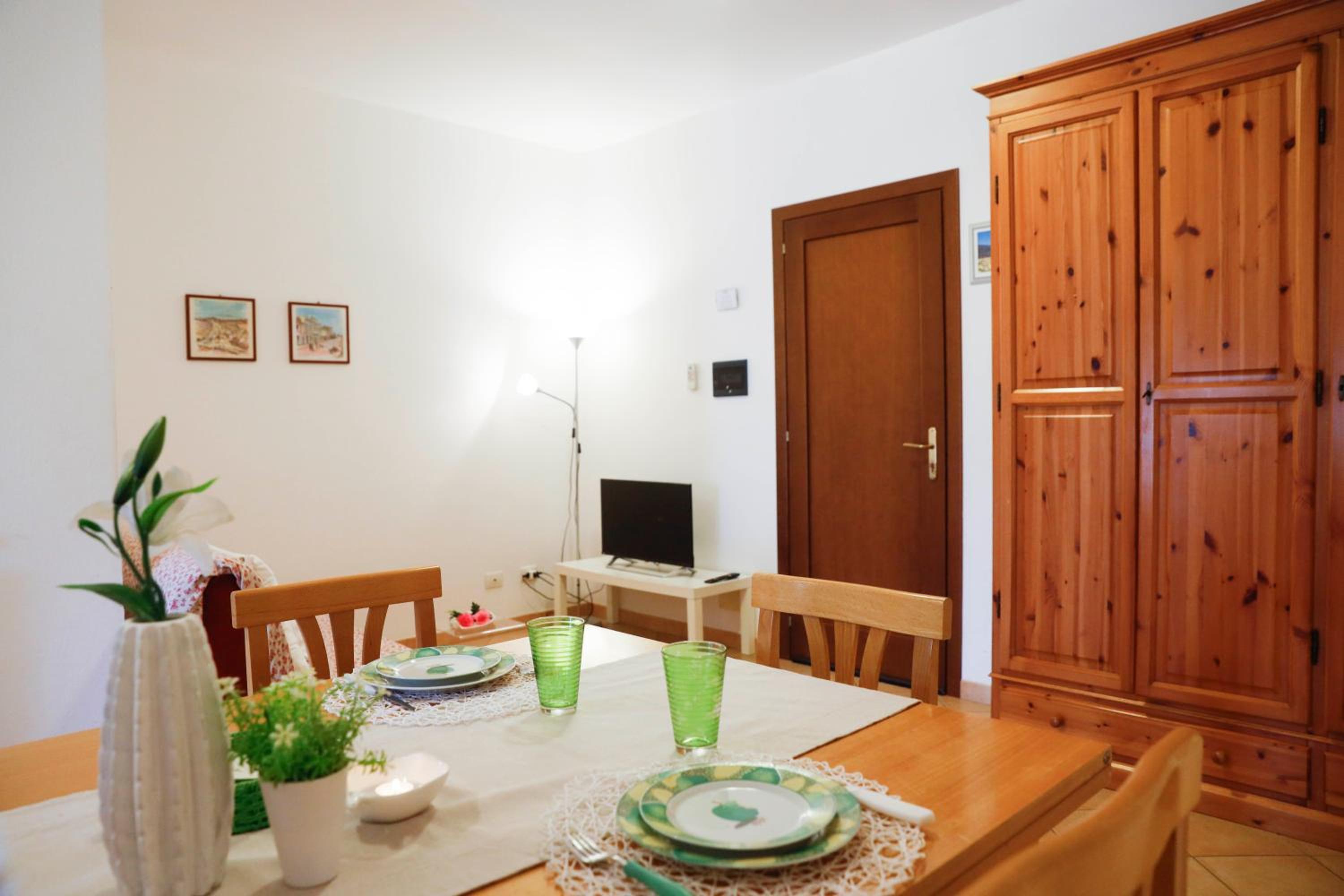 One-Bedroom Apartment with Big Terrace