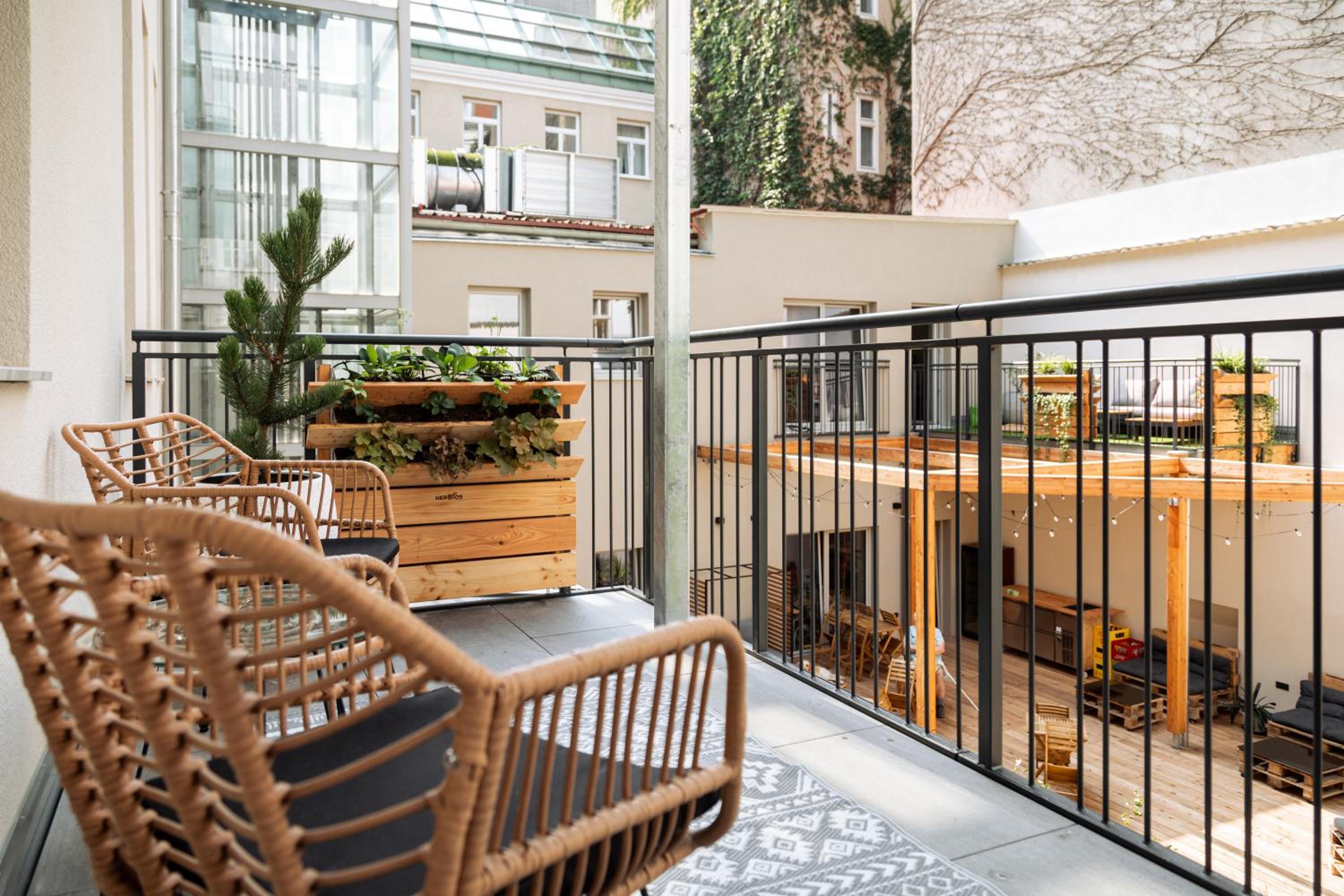 One Bedroom Apartment with Balcony 