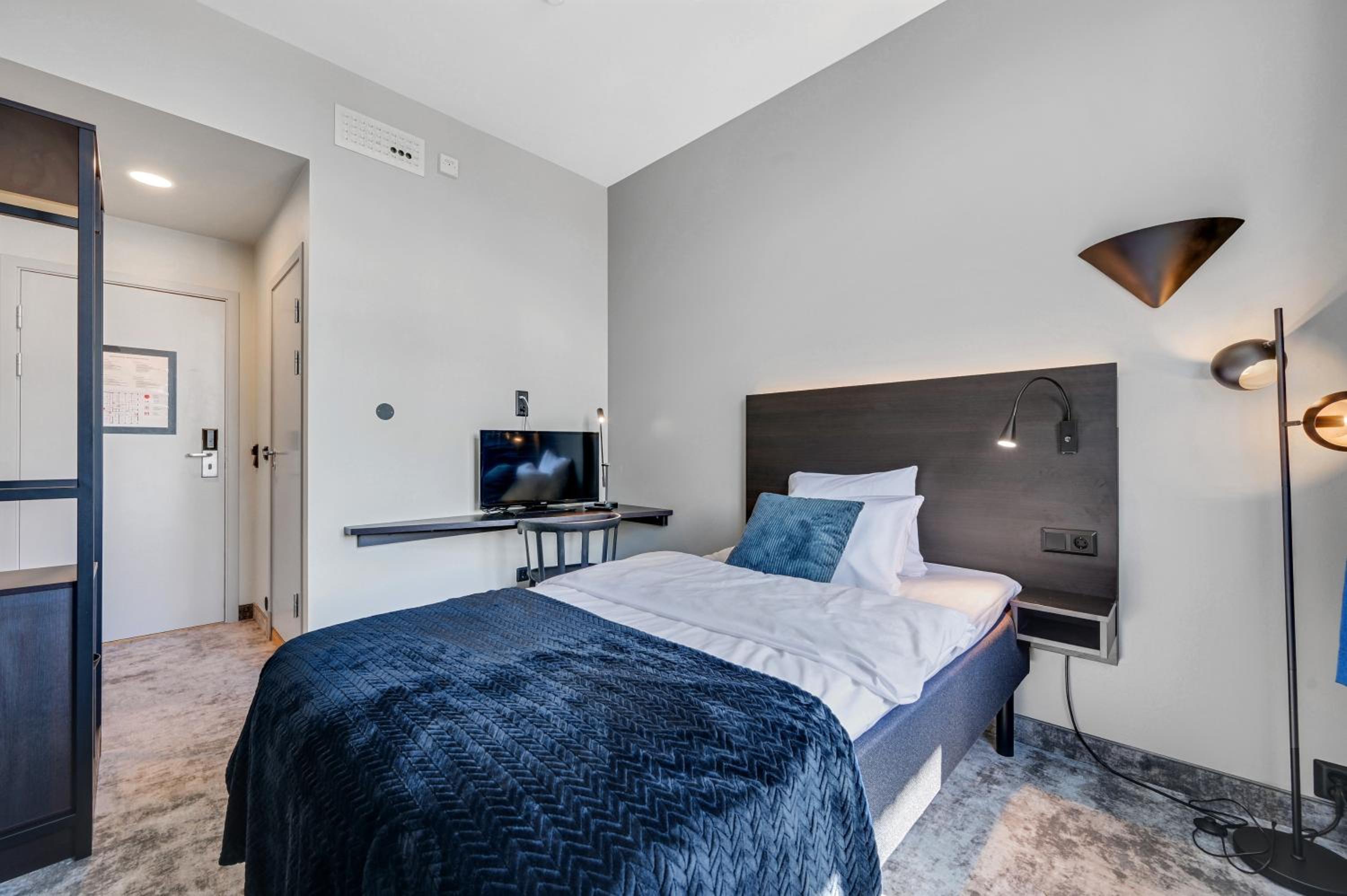 Single Room in Separate Building