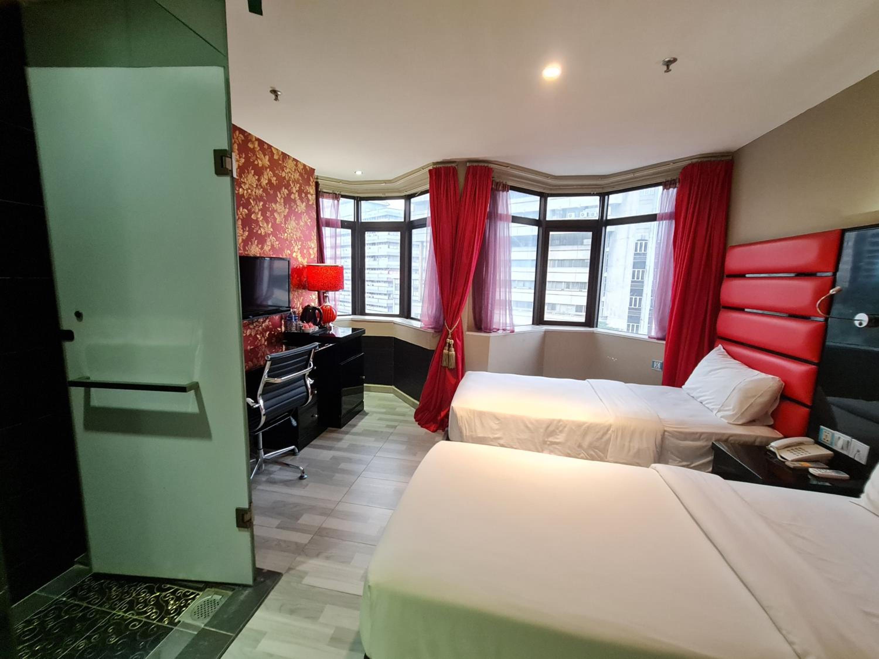 Deluxe Twin (nonsmoking) - Main Wing