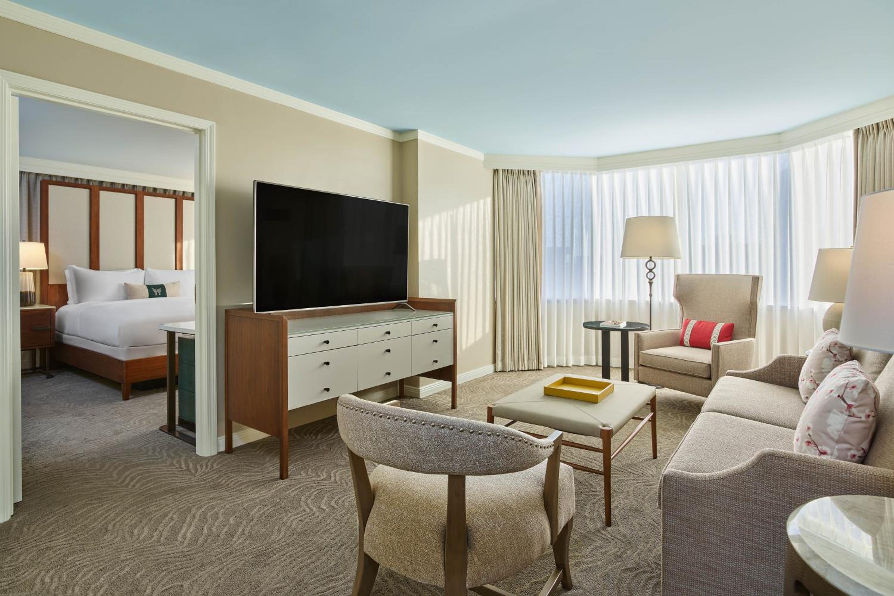 Executive Suite, 1 King